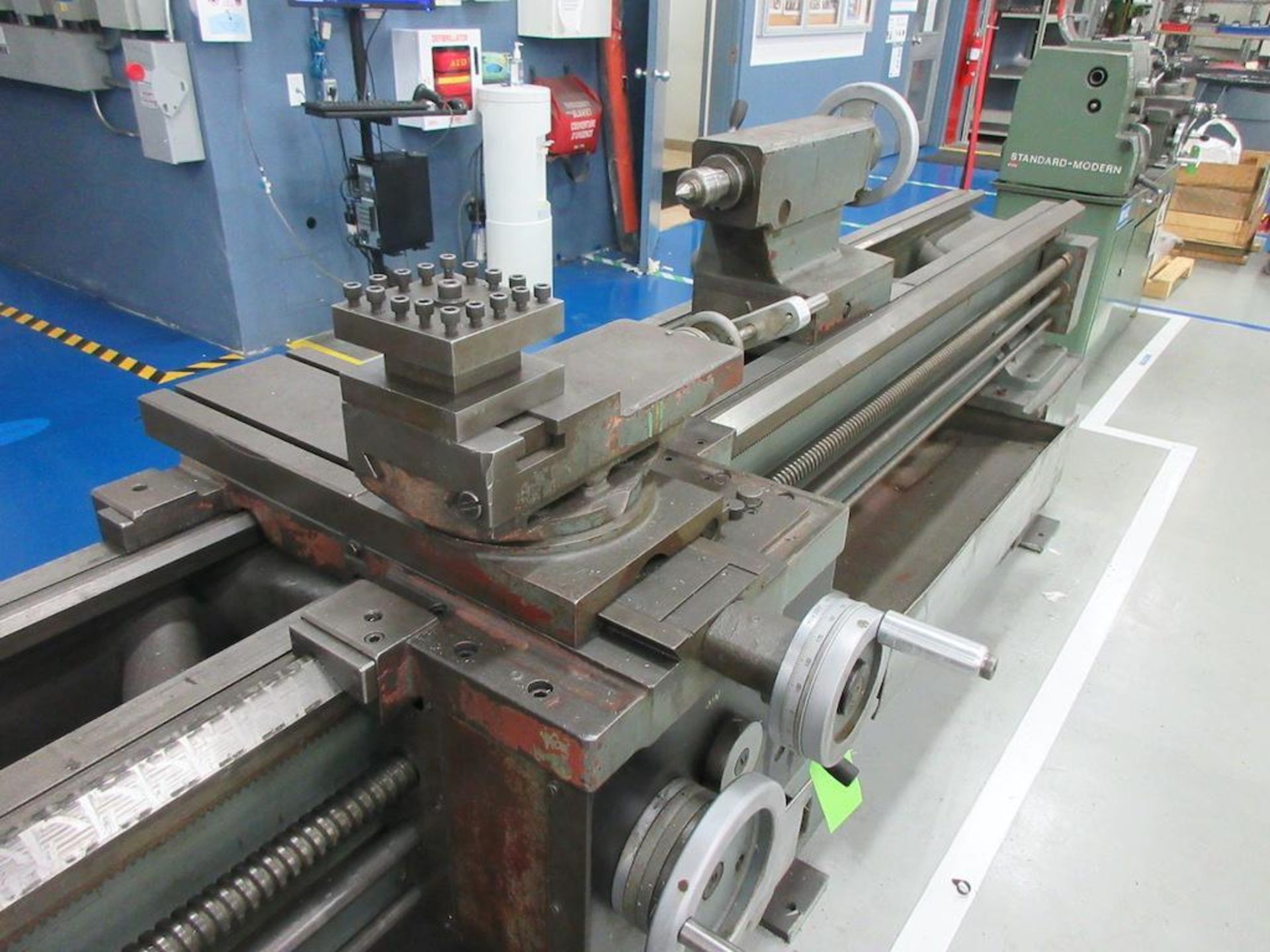 TARNOW lathe model TUJ50, 22" x 100", 10" 3 jaw chuck, approx. 2" bore, tailstock, toolpost, rpm ran - Image 6 of 10