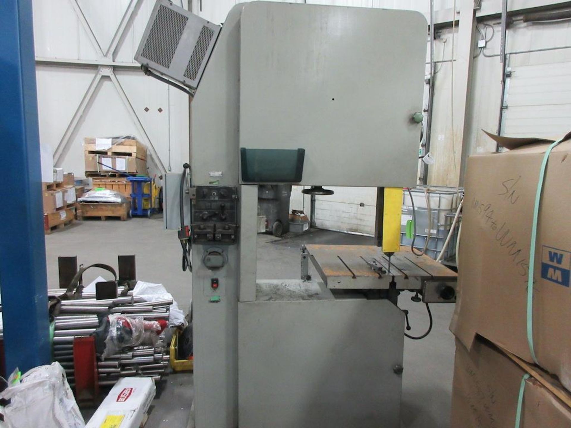 JDEAL vertical bandsaw, 30" throat, 31" x 29" table [Exclusive rigging fee of $250 will be added to - Image 3 of 4