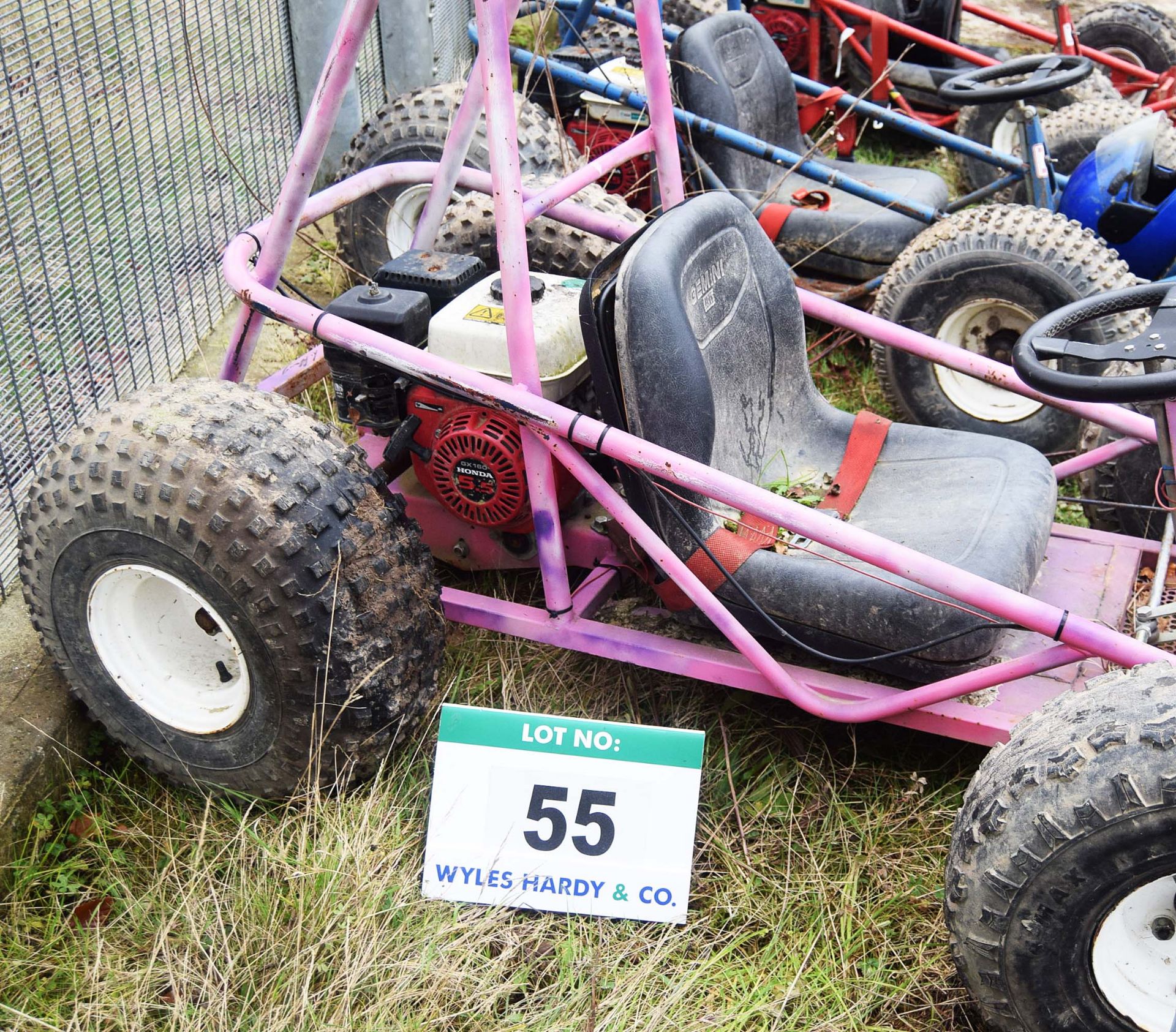 A GEMINI CARTS Navigator Petrol Powered Off Road Go Kart with HONDA GX160 5.5HP Pull Start 4- - Image 2 of 2