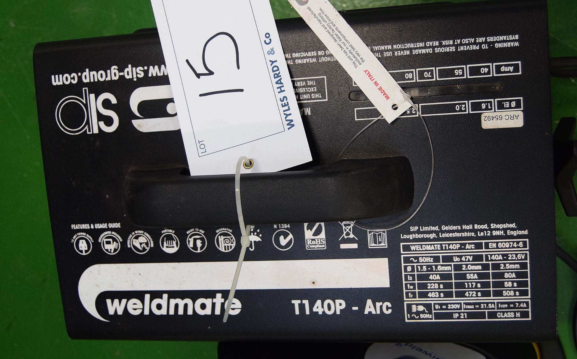 A SIP Weldmate T140P-Arc 140A Stick Welding Set (240V AC) with a PARWELD Welding Mask 240V AC - Image 2 of 2