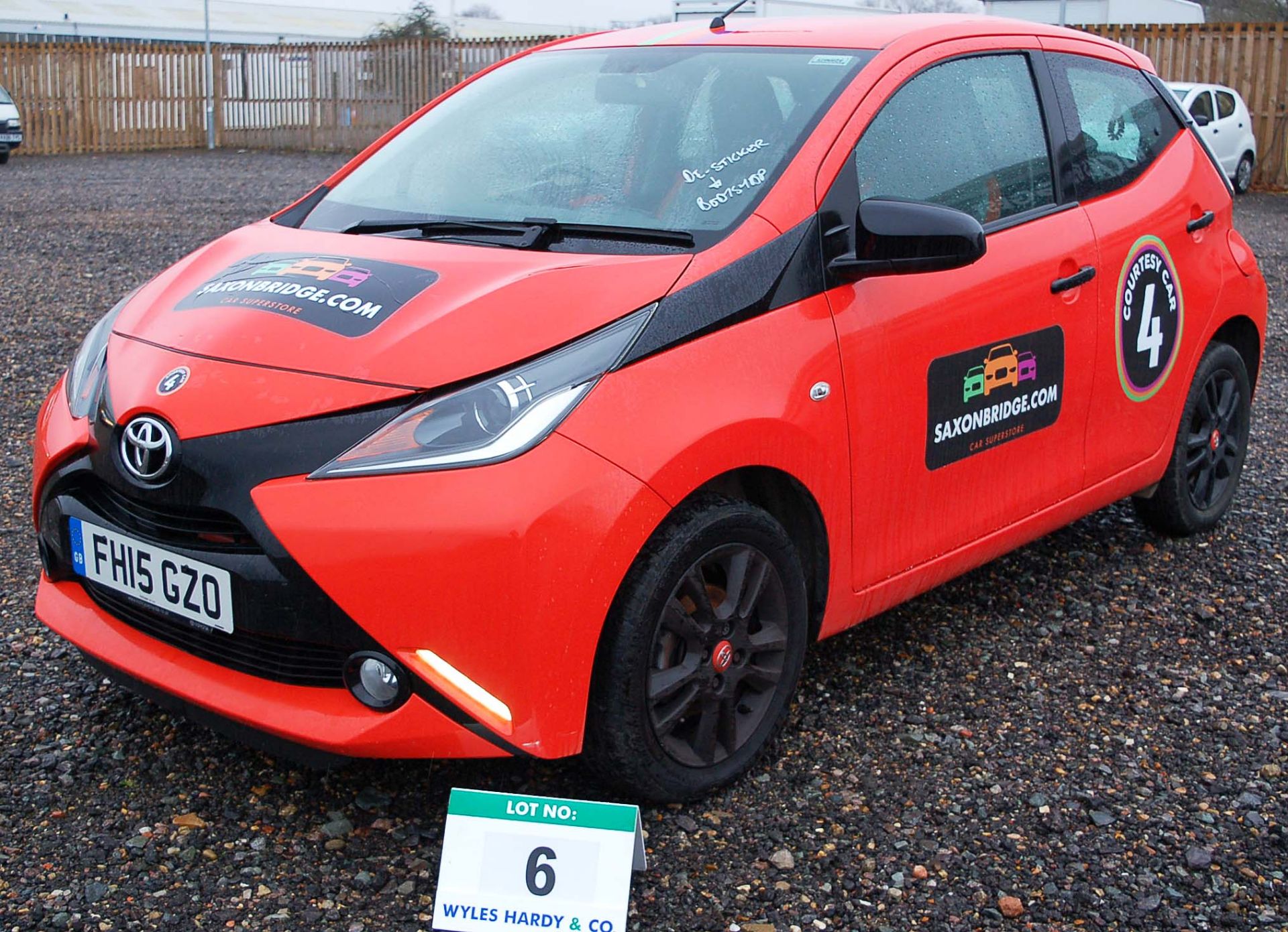 A TOYOTA AYGO CX-CITE VVT-1 1.0 5-Door Hatchback Registration Number: FH15 GZO. 5-Speed Manual - Image 2 of 9