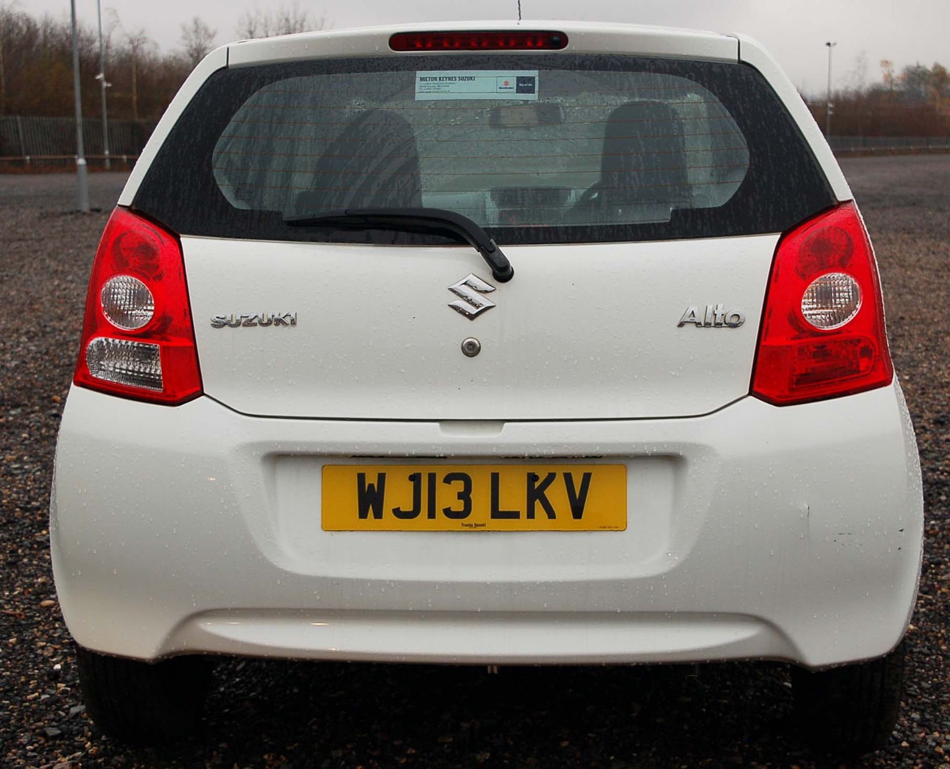 A SUZUKI ALTO 1.0 SZ 5-Door Hatchback. Registration Number: WJ13 LKV. 5-Speed Manual Gearbox, - Image 5 of 9