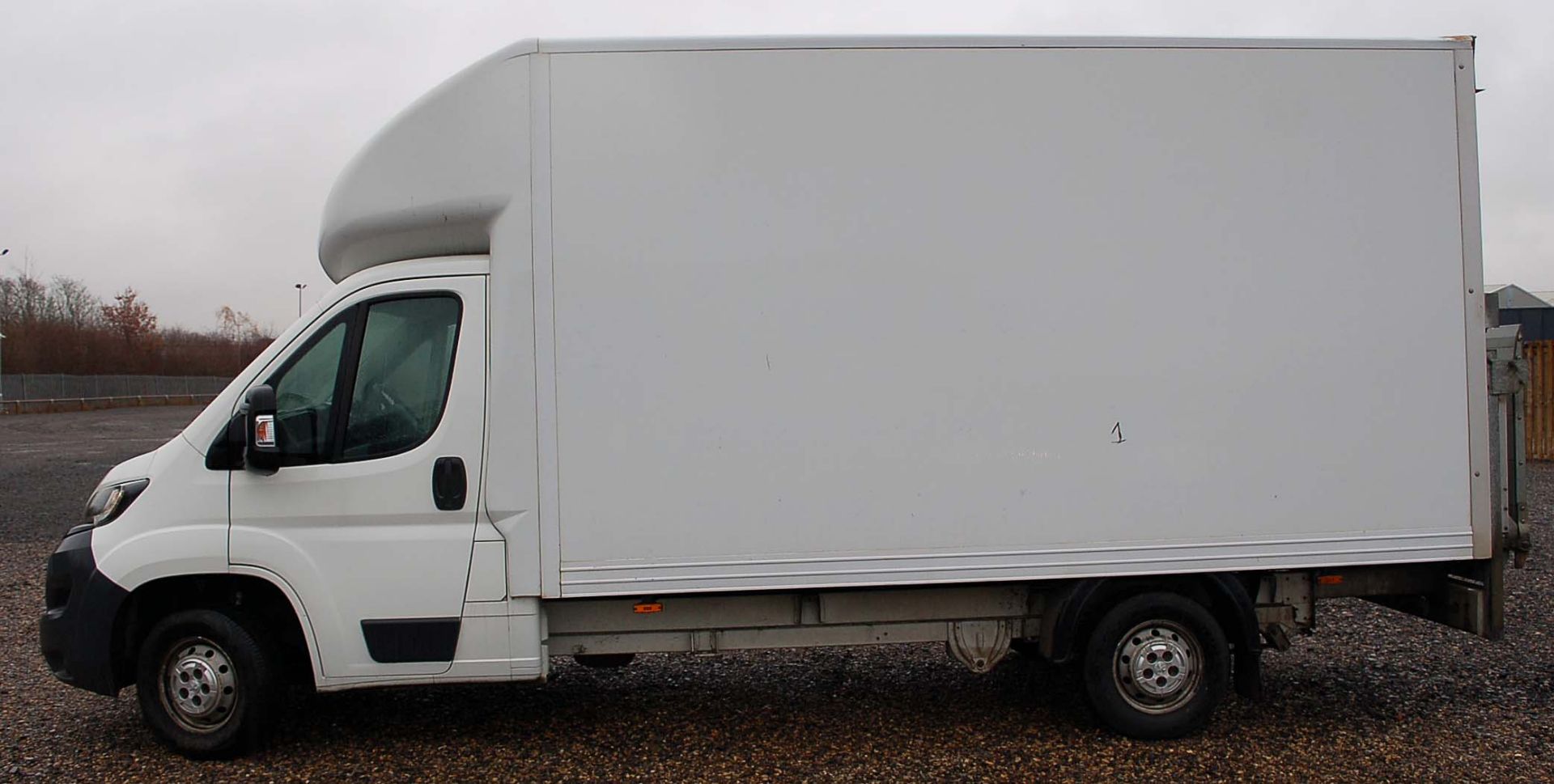 A PEUGEOT BOXER 335L3 2.2 HDi Luton Van Registration Number: GX65 EPY. 6-Speed Manual Gearbox, - Image 3 of 9