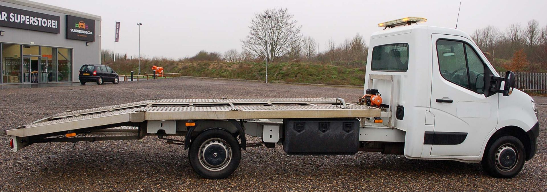 A NISSAN NV400 2.35E DCi Beaver Tailed Vehicle Recovery Truck Registration Number: DG16 JVN 6- - Image 4 of 10