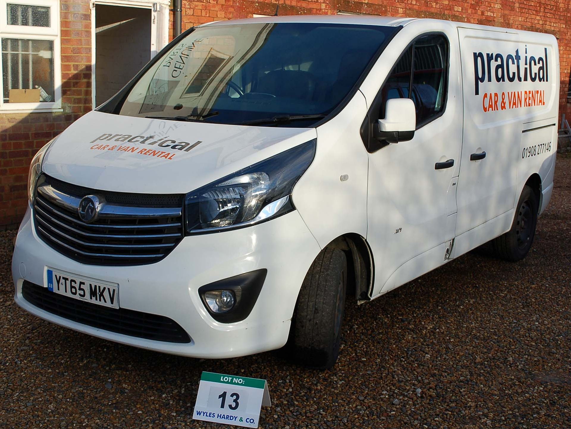 A VAUXHALL VIVARO 2700 SPORTIVE 1.6 CDTi Panel Van Registration Number: YT65 MKV. 6-Speed Manual