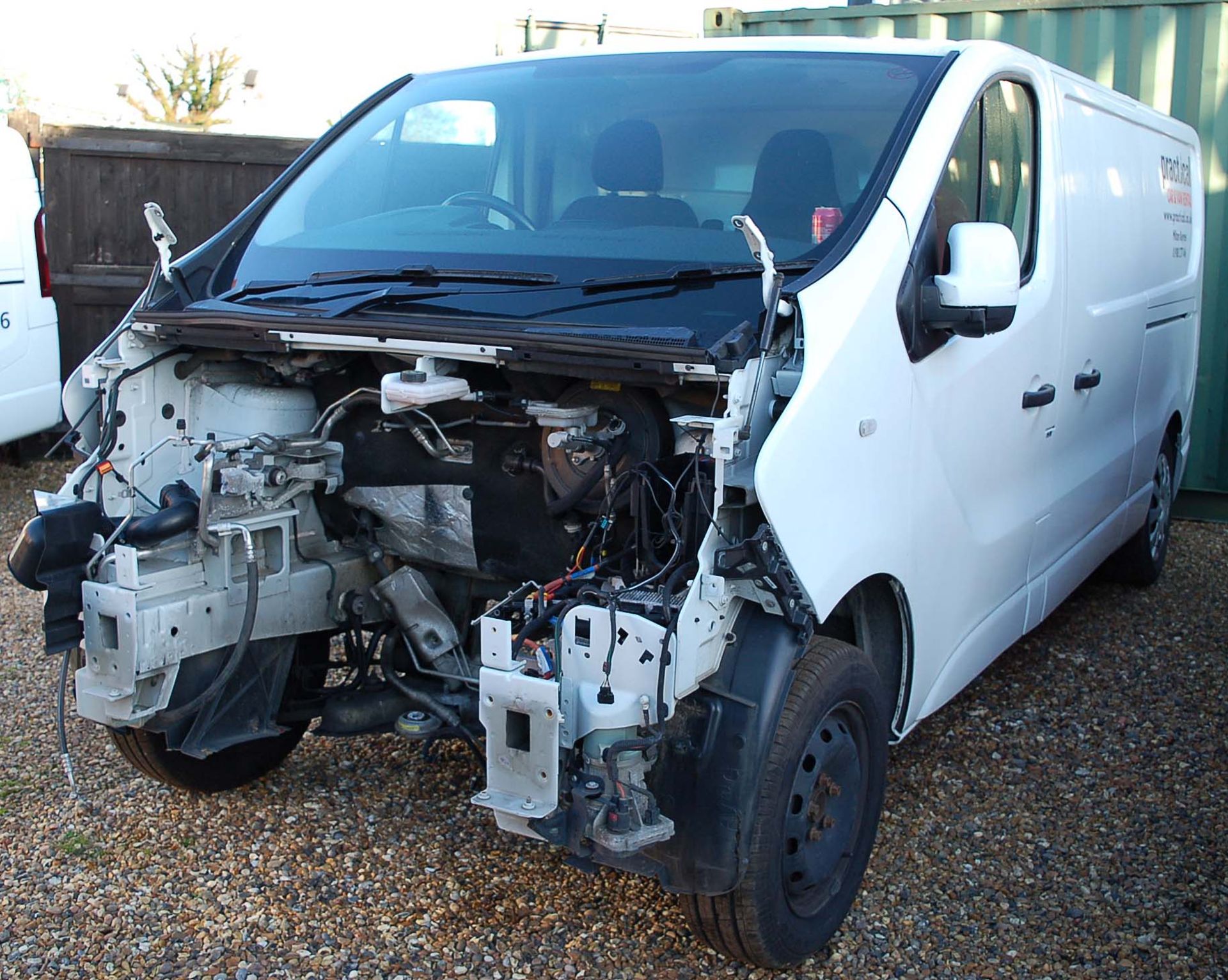 A VAUXHALL VIVARO 2900 SPORTIVE 1.6 CDTi Panel Van Registration Number: DU65 EKT. 6-Speed Manual - Image 2 of 9