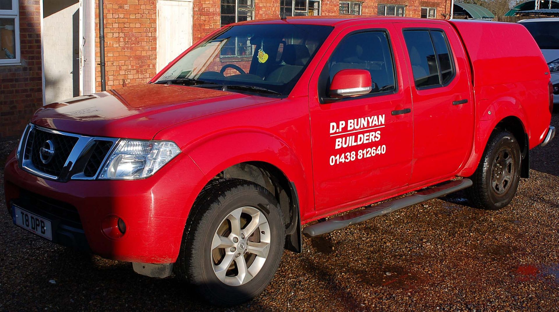 A NISSAN NAVARA ACENTA 2.5 DCi Crewcab Pick-Up Truck Registration Number: T8 DPB 6-Speed Manual - Image 2 of 9