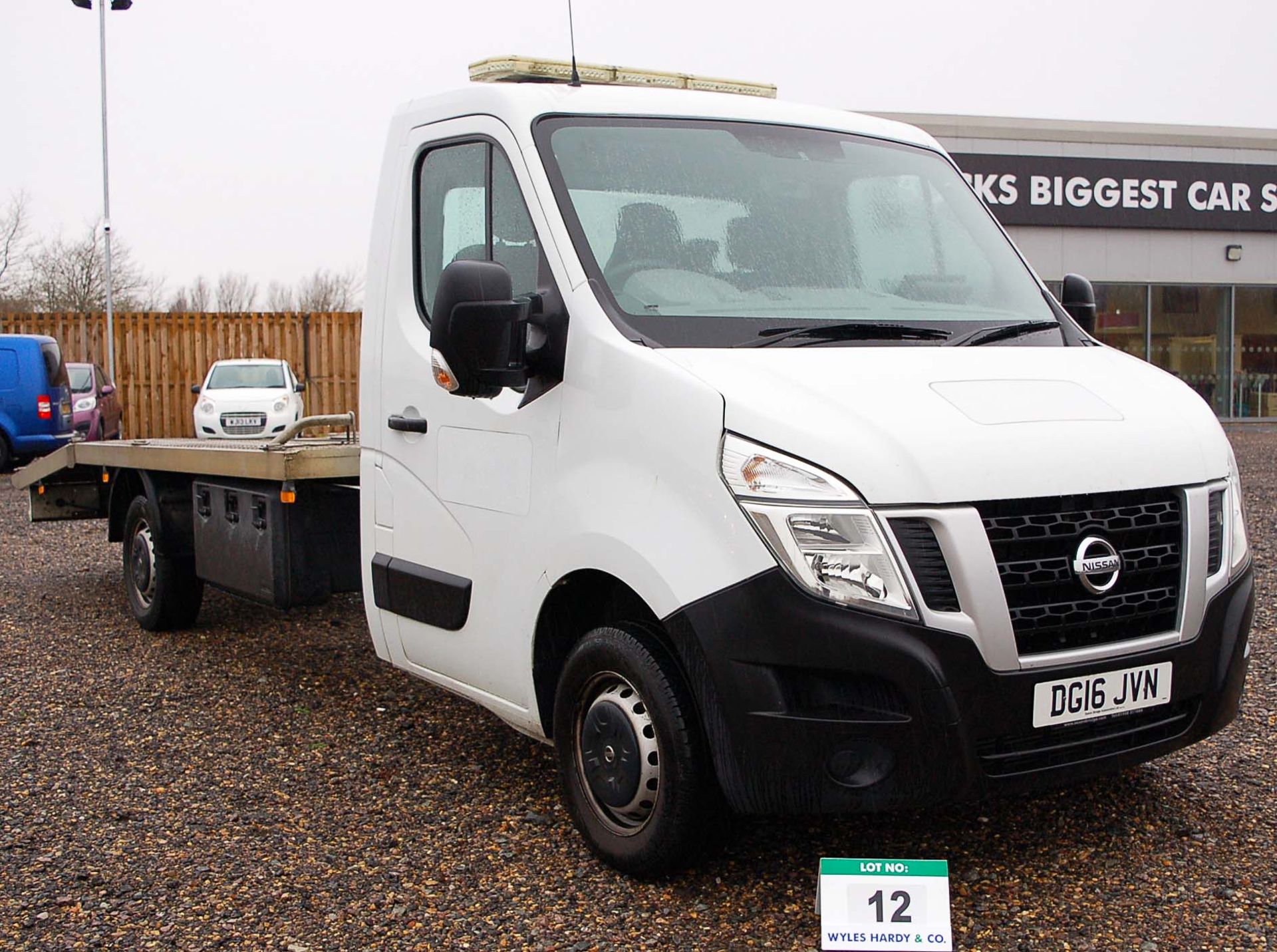 A NISSAN NV400 2.35E DCi Beaver Tailed Vehicle Recovery Truck Registration Number: DG16 JVN 6-