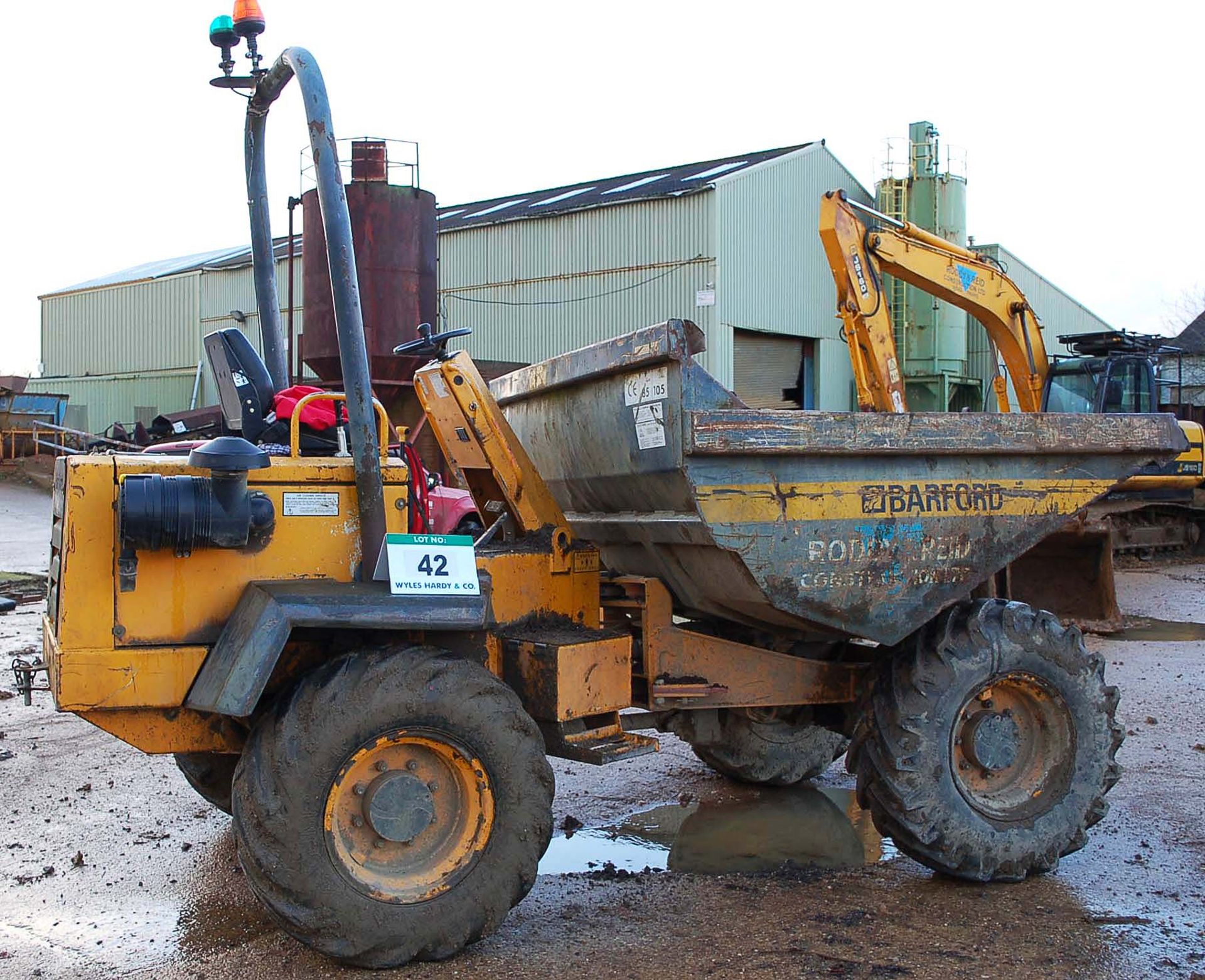 A 2006 BARFORD SX6000 6000Kg Capacity Straight Tip Articulated All Wheel Drive Site Dumper Serial - Image 2 of 5