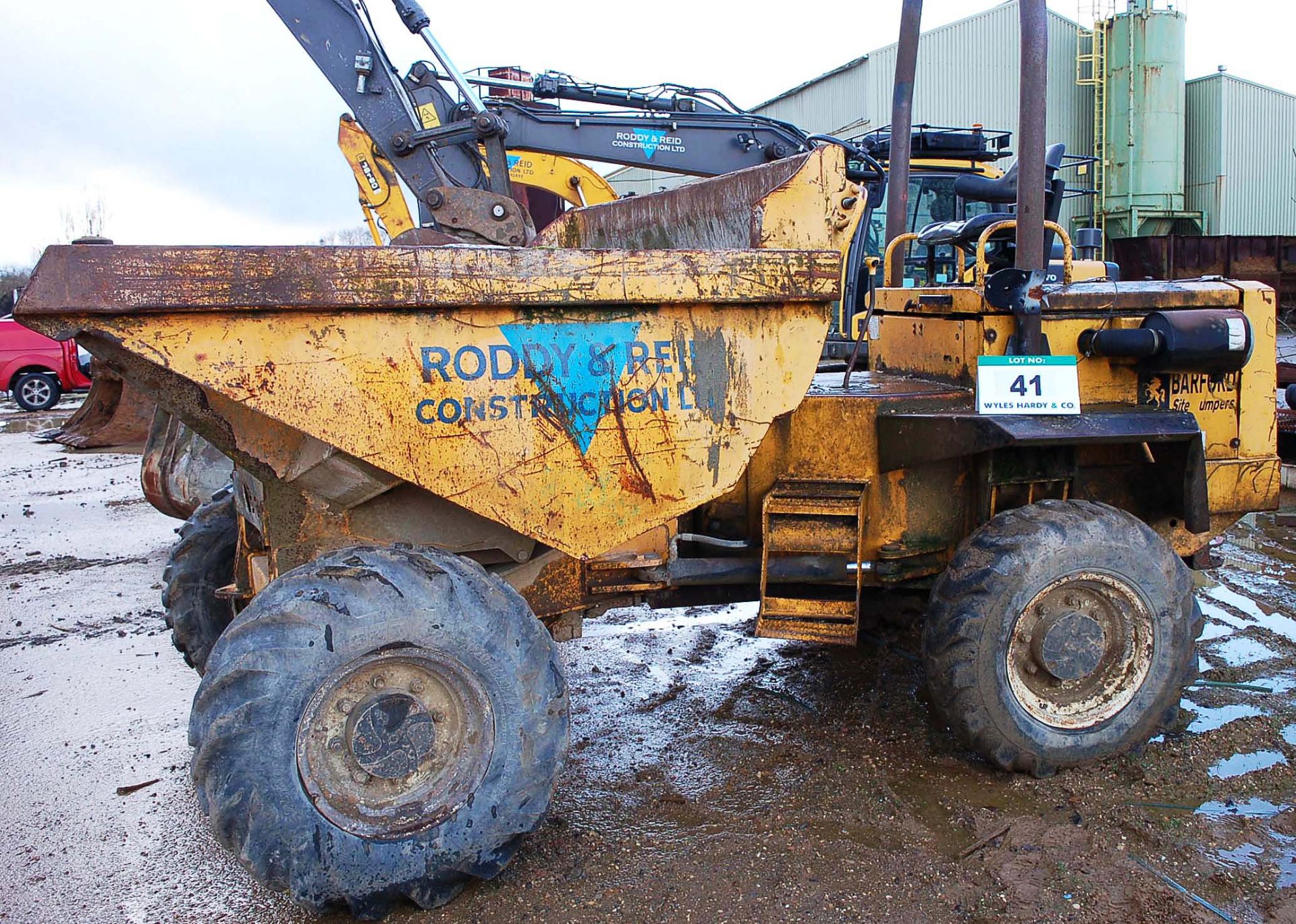 A 2004 BARFORD SX5000 5000Kg Capacity Straight Tip Articulated All Wheel Drive Site Dumper Serial - Image 3 of 5