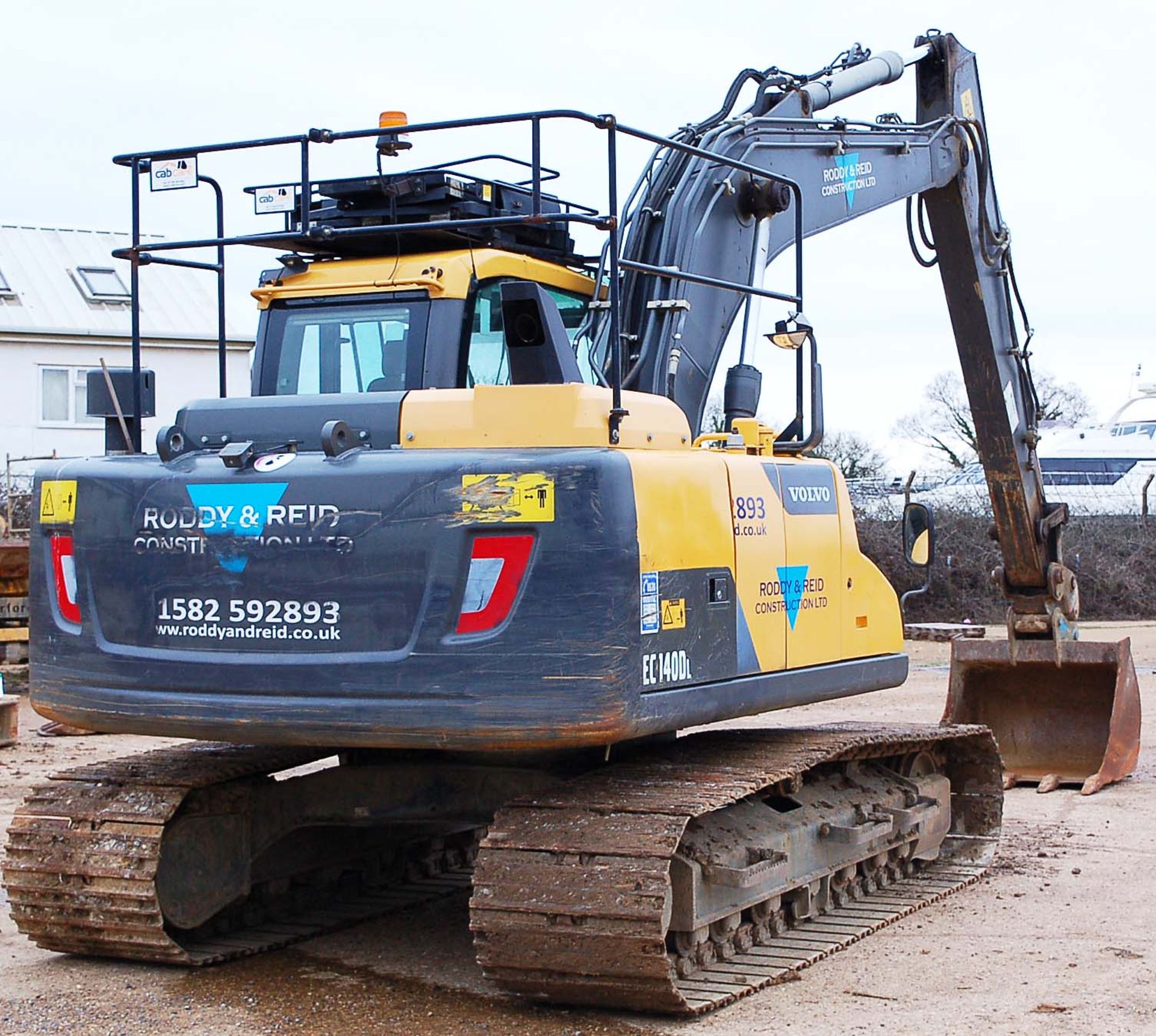 A VOLVO FC140DC 14 Tonne 360 Degree Slew Tracked Excavator Serial Number: VCEC140DC00210972 ( - Image 4 of 10