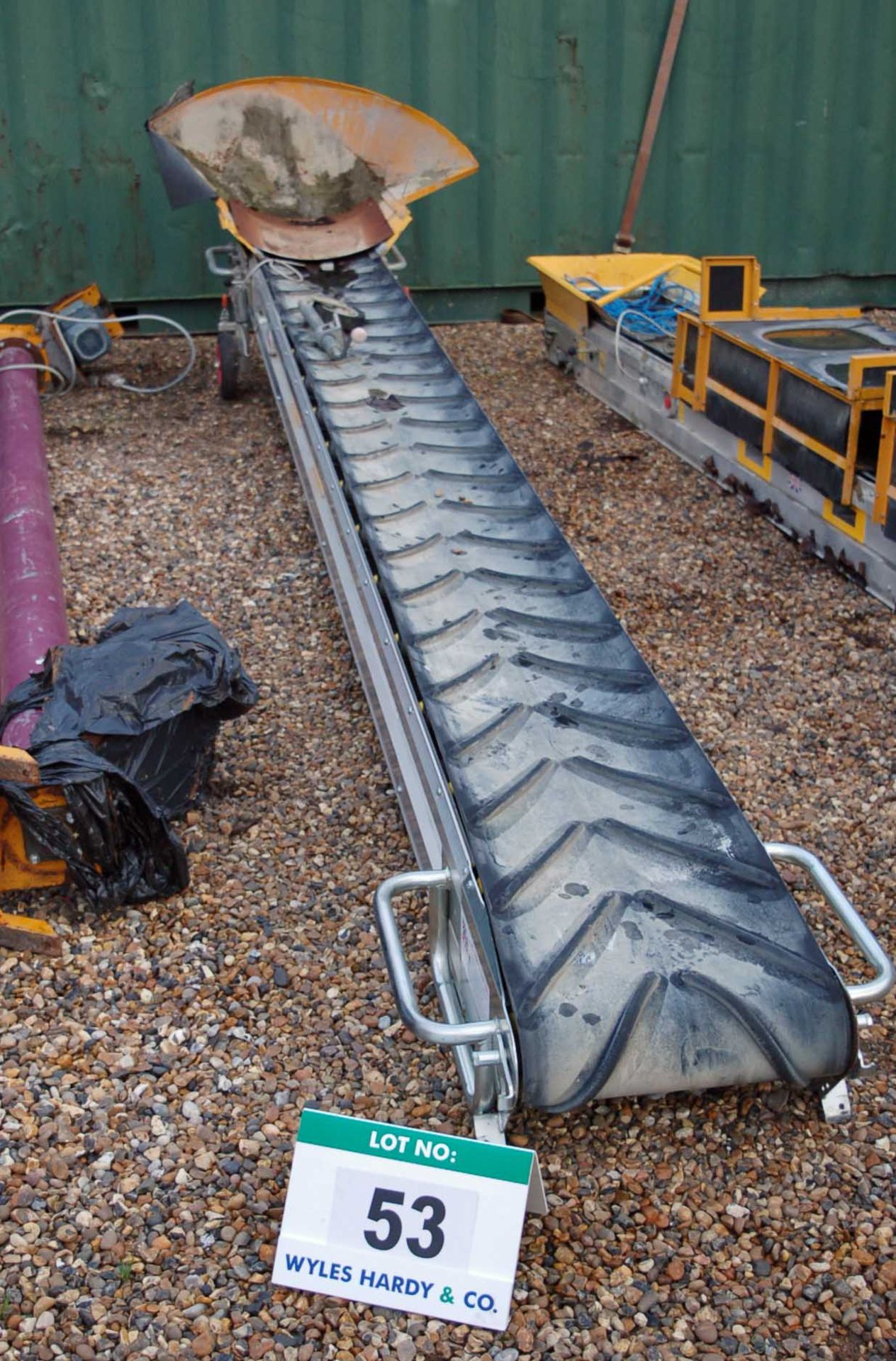 A MACE SHIFTA 5.4 Approximately 5.4 Meter x 450MM 110V Electric Rubber Troughed Conveyor in