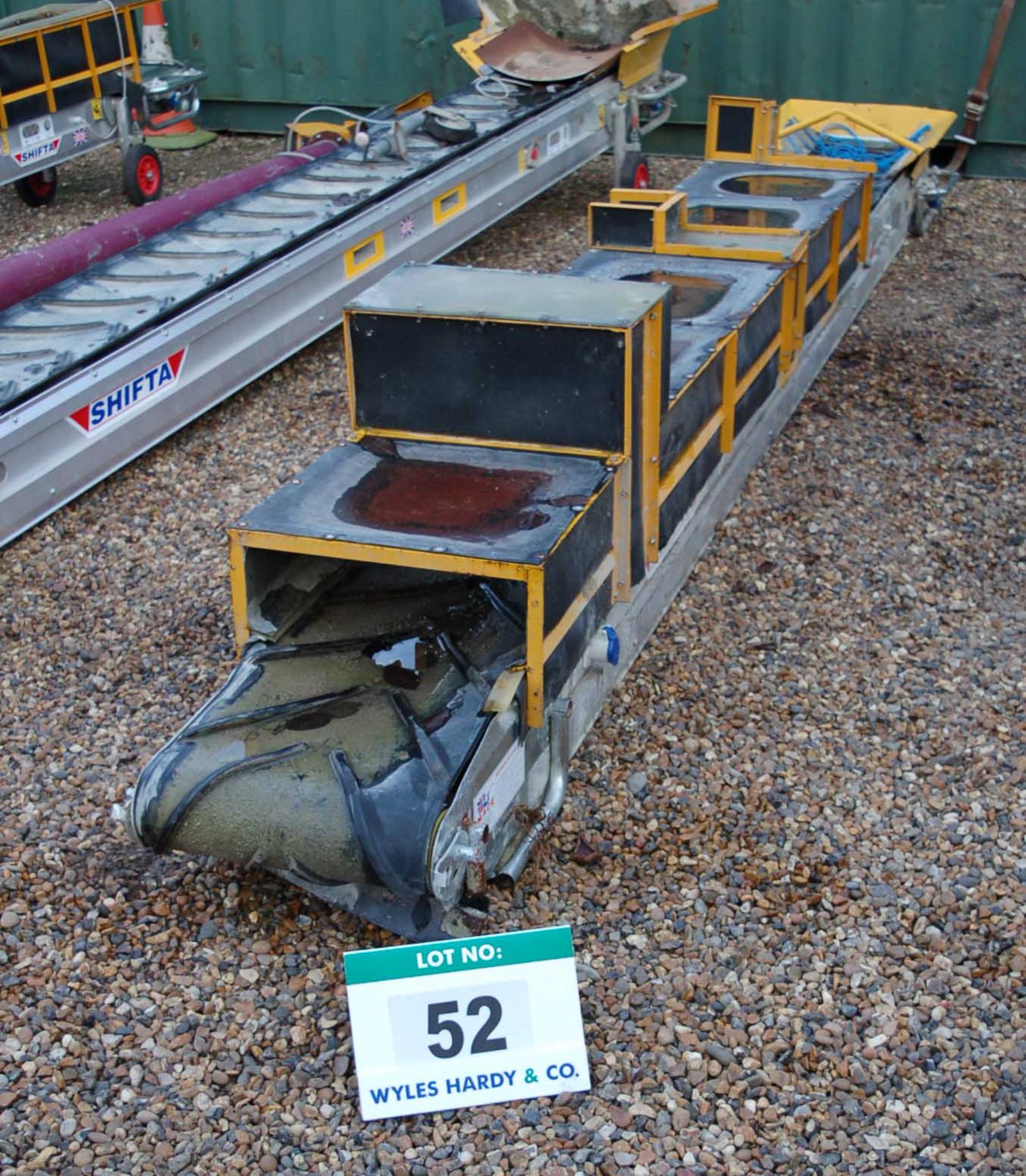 A MACE SHIFTA 5.4 Approximately 5.4 Meter x 450MM 110V Electric Rubber Troughed Conveyor in