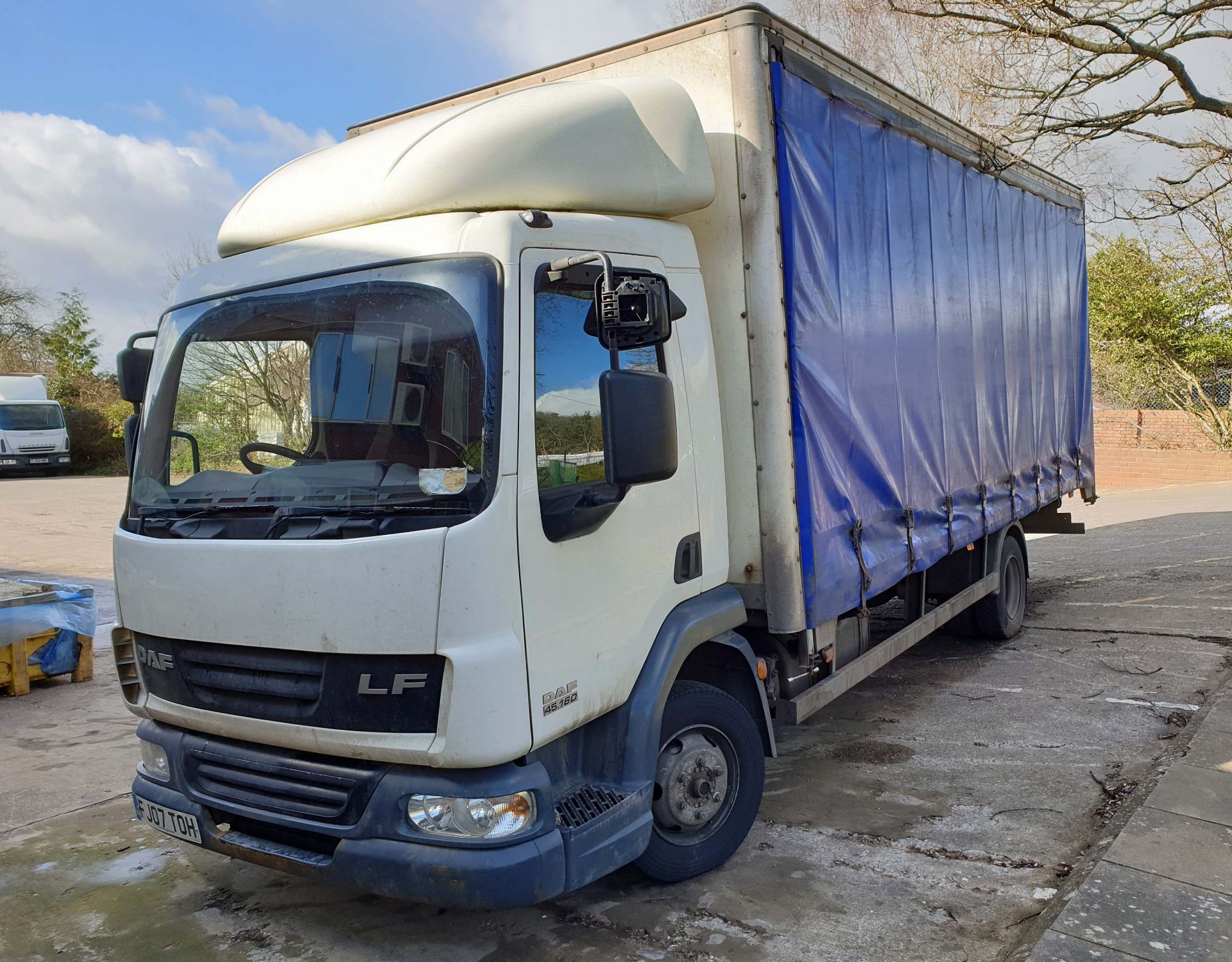 A DAF FA LF45.160 08 E 4500cc 4x2 7.5-Tonne Curtainside Truck, Registration No. FJ07 TOH, First