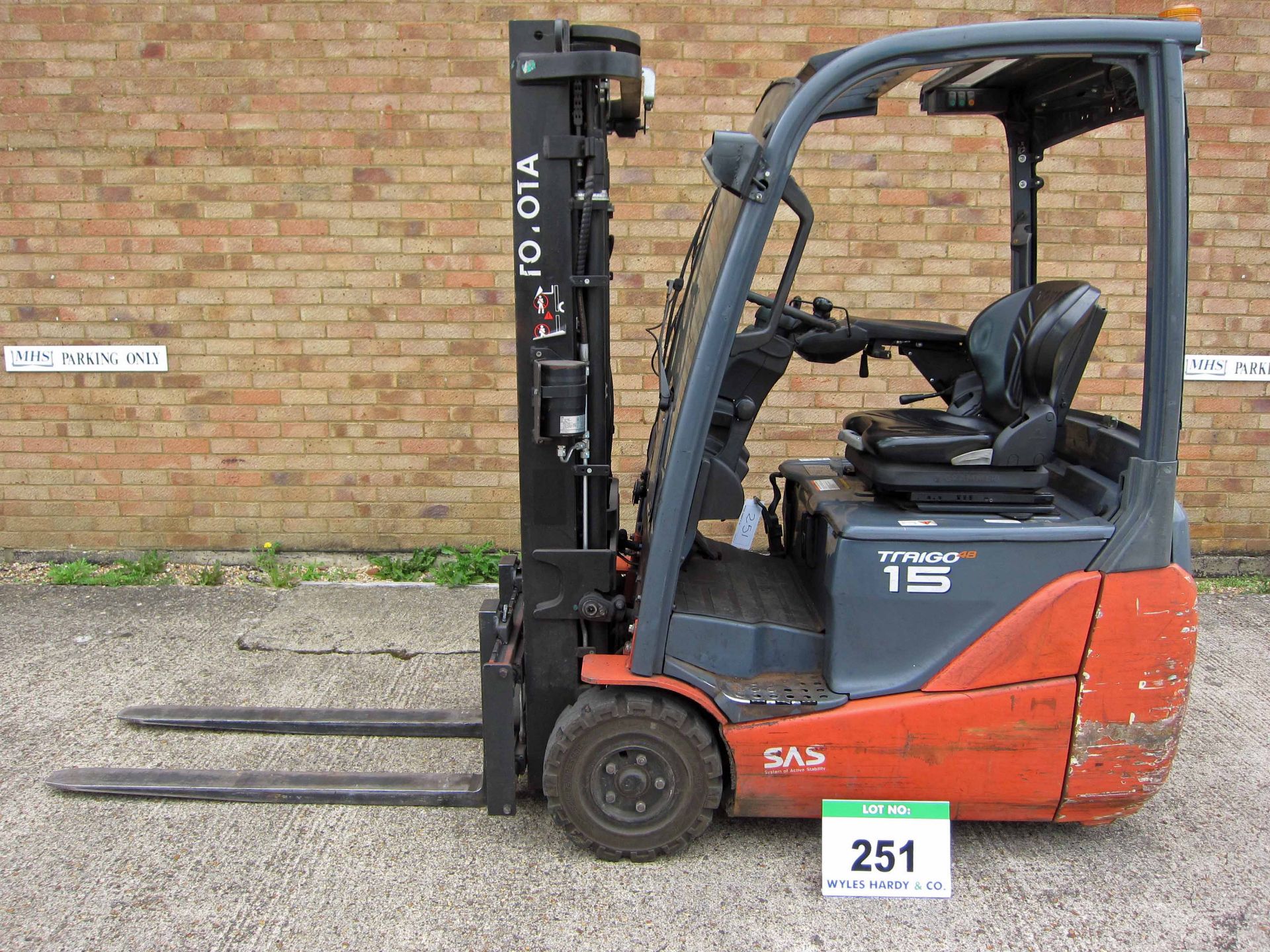 A TOYOTA Traigo 48 15 Model 8FBET15 Spec. FSW-EO11, Battery Electric Forklift Truck, 1500Kg capacity - Image 7 of 12