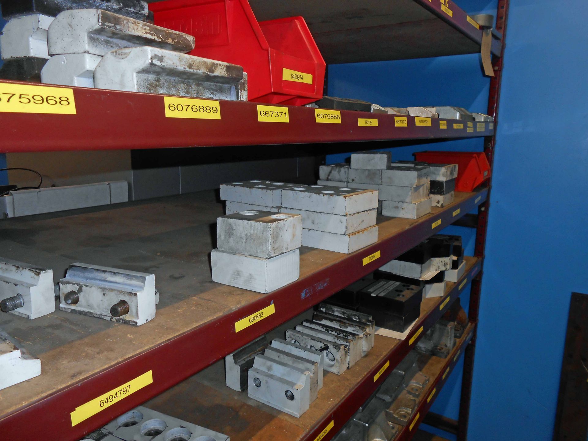 The Contents of One Rack comprising Assorted CASCADE Attachment Mounting Blocks and Hooks for - Image 2 of 5