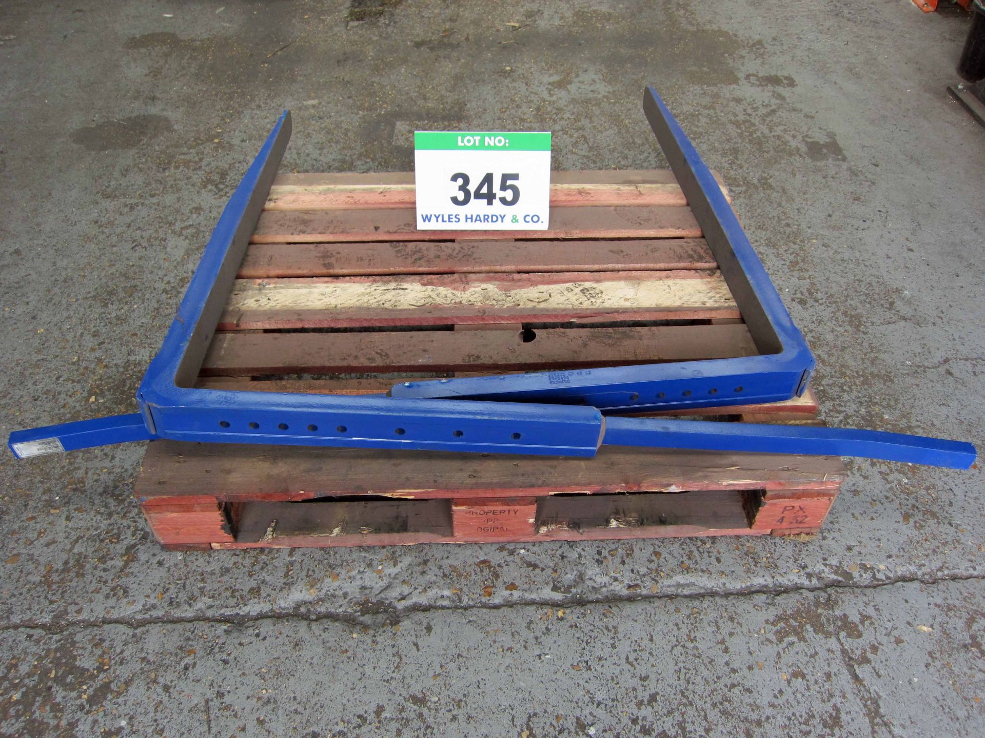 A Pair of CASCADE 80mm x 45mm x 1100mm Double Pallet Handler Forks, P/N 6243424, capacity 625Kg at