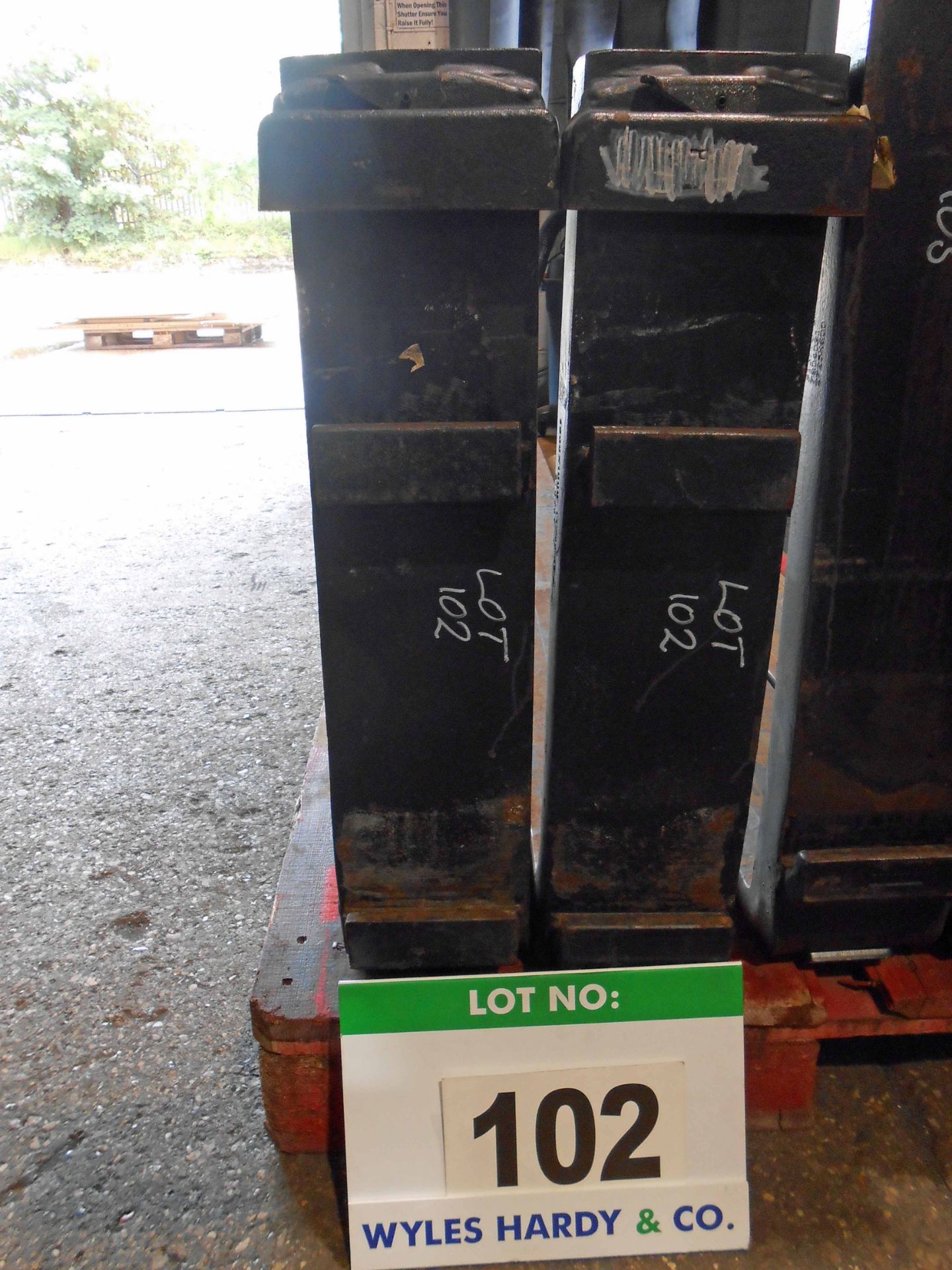 A Pair of FEMA Class 4 Forks, Size 150mm x 60mm, Fork Length 2000mm (Unused) - Image 2 of 4