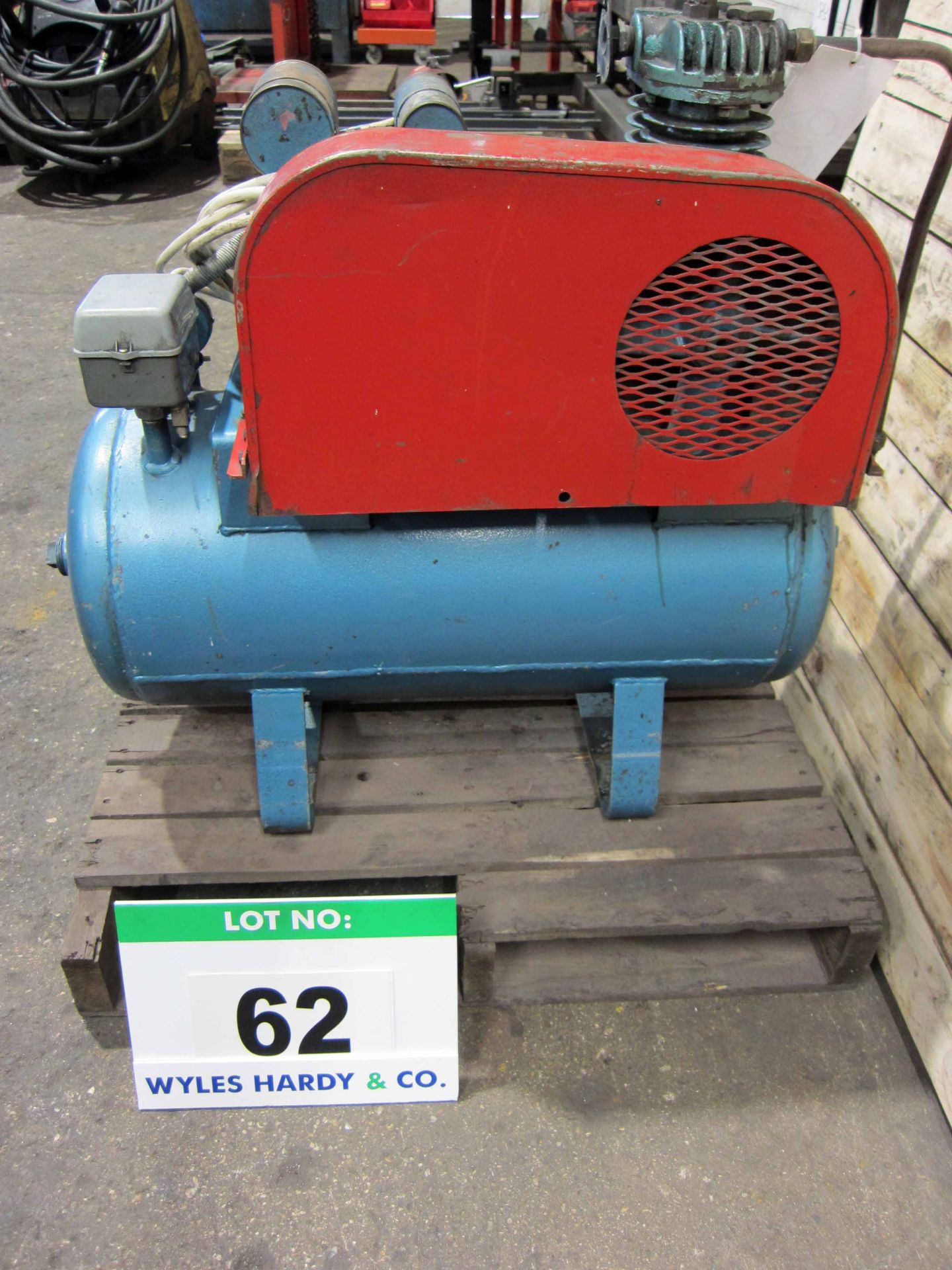 A MOTIVAIR Twin Cylinder Compressor mounted on Horizontal Welded Receiver, Serial No. 25144, - Image 3 of 4