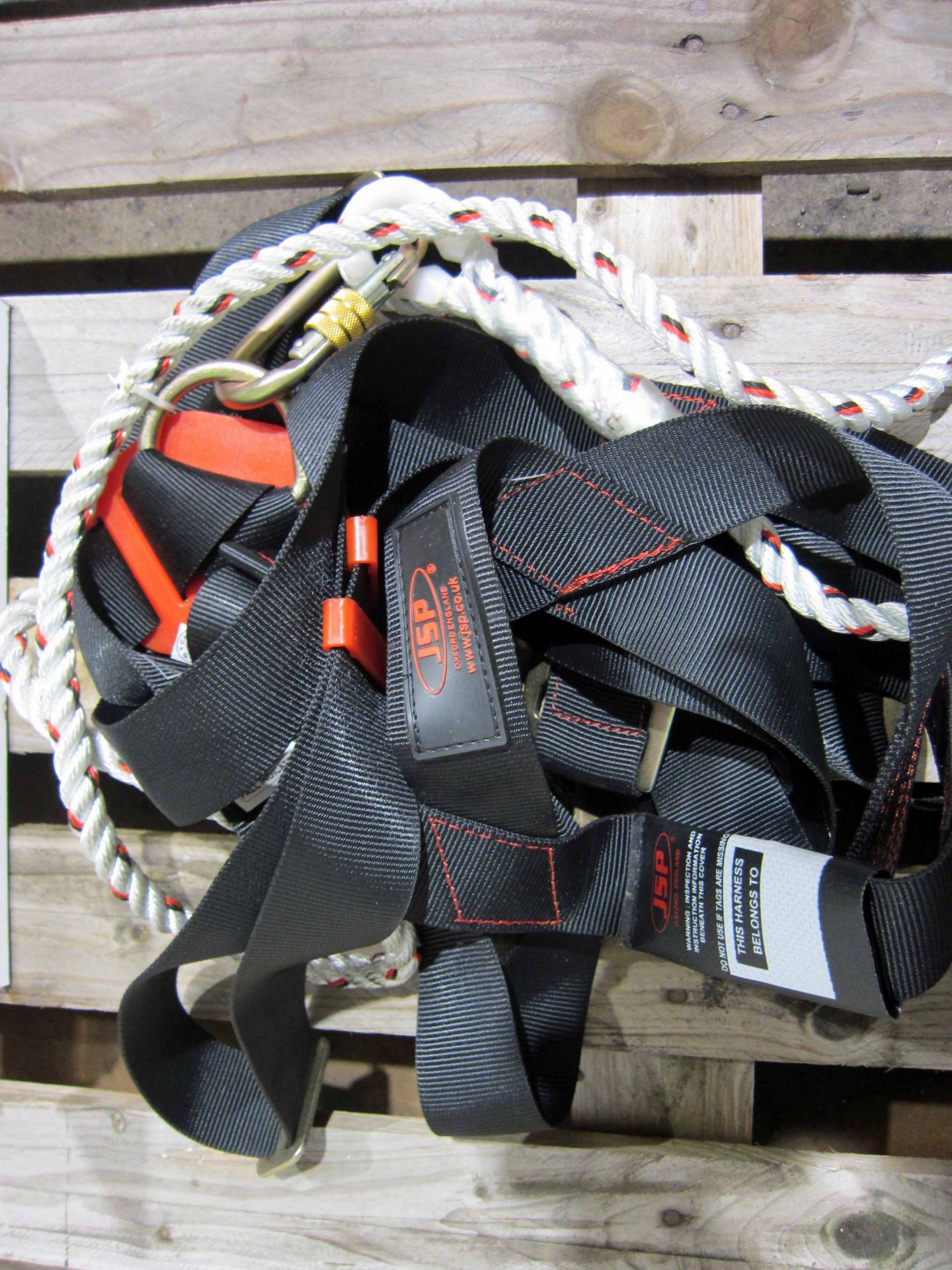 A JSP Fall Arrest Harness in Carry Bag (Unused) - Image 3 of 3