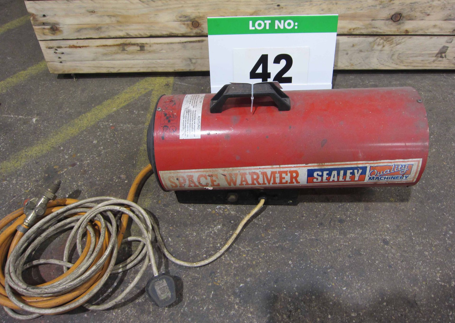 A SEALEY Model LP60 15-Kw LPG/240V Space Heater