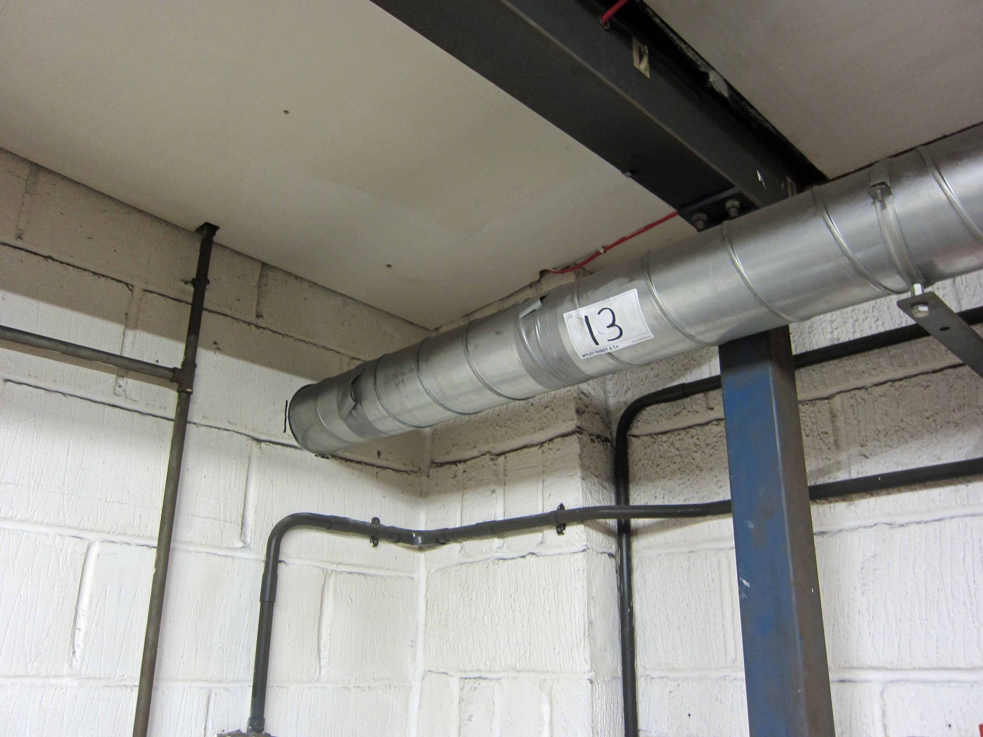 The Fume Extraction System throughout comprising Two Articulating Nozzles and Wall mounts, - Image 5 of 8