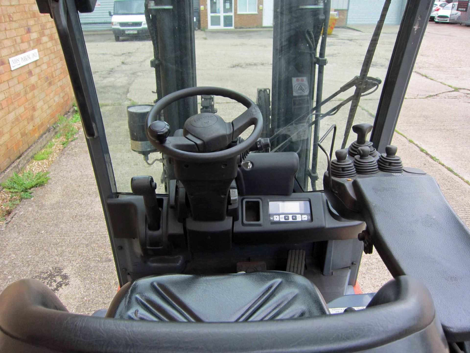 A TOYOTA Traigo 48 15 Model 8FBET15 Spec. FSW-EO11, Battery Electric Forklift Truck, 1500Kg capacity - Image 4 of 12