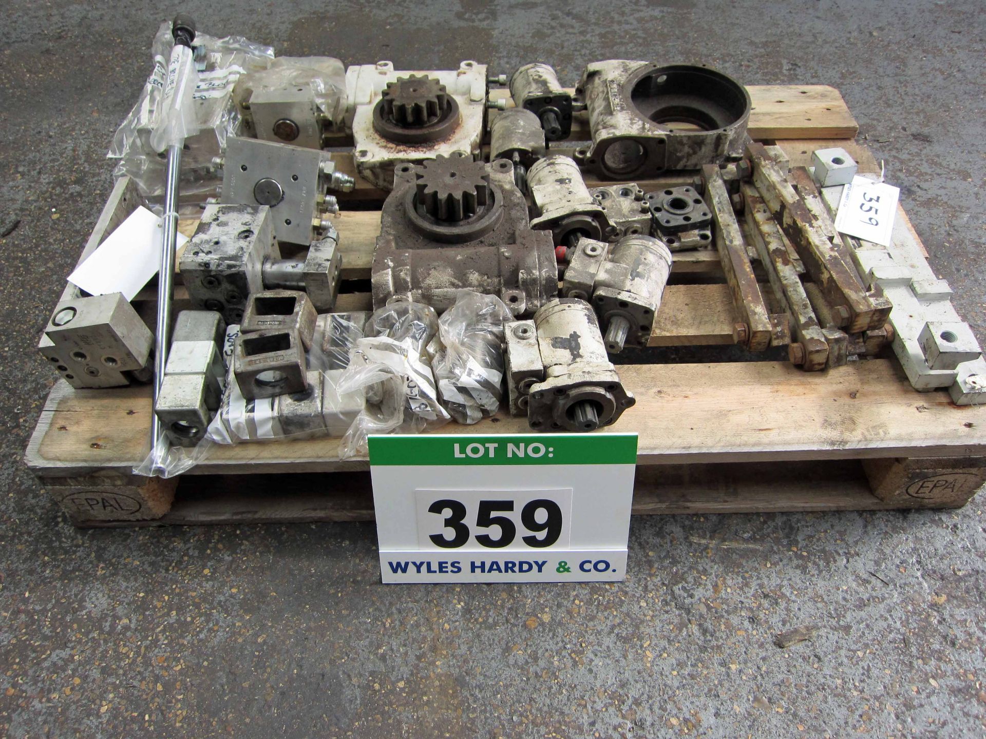 A Pallet of CASCADE Gearboxes and Gearbox Components, Hydraulic Motors, Hydraulic Rotary Groups,