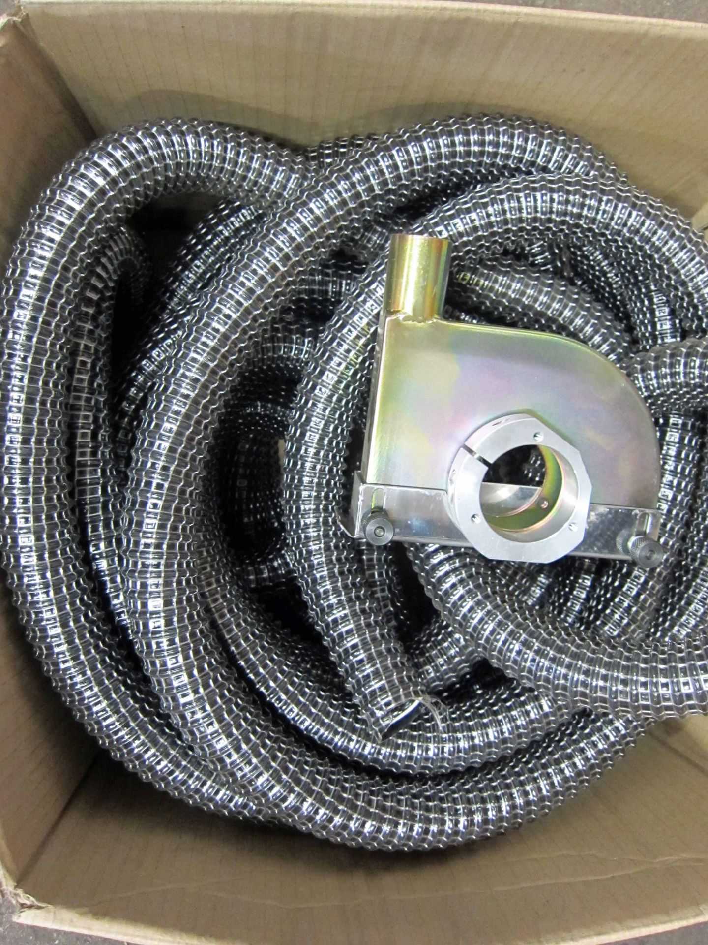 A WELDABILITY SIF Grinding Extraction Head complete with Approx. 15M of Extraction Hose and Coupling - Image 2 of 3