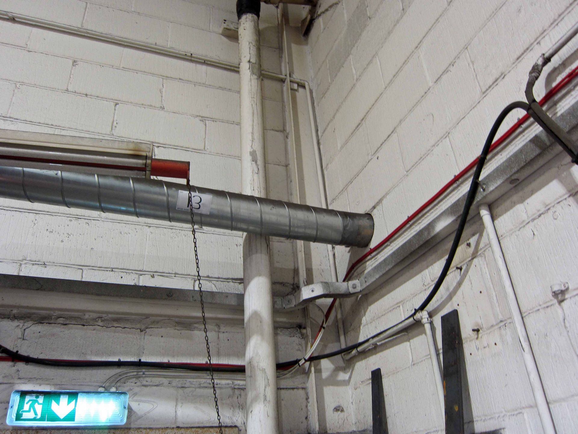 The Fume Extraction System throughout comprising Two Articulating Nozzles and Wall mounts, - Image 4 of 8