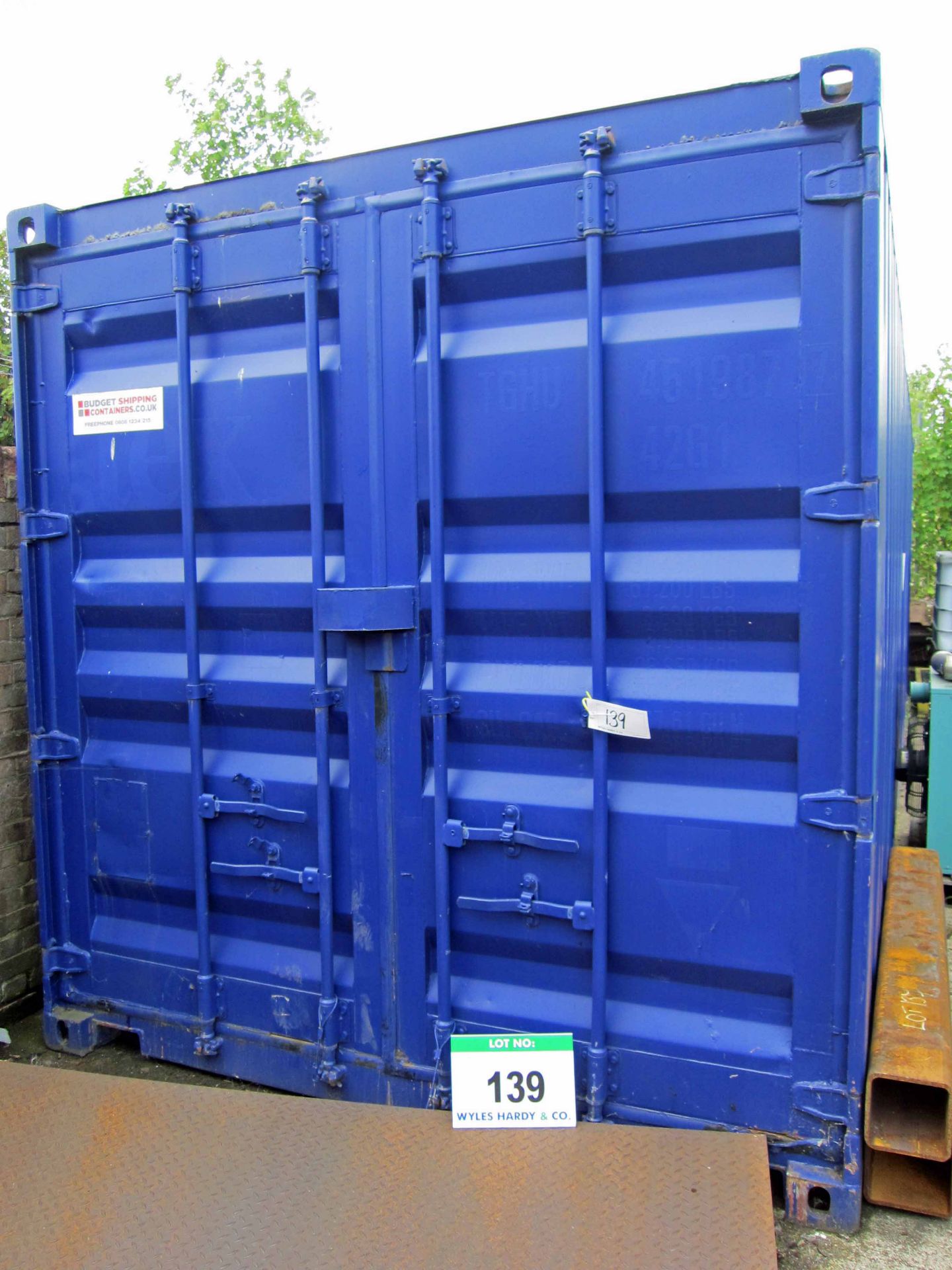 A 30ft Reconditioned CIF Shipping Container with Box Lock (Use Reserved until 25/09/20) (Method