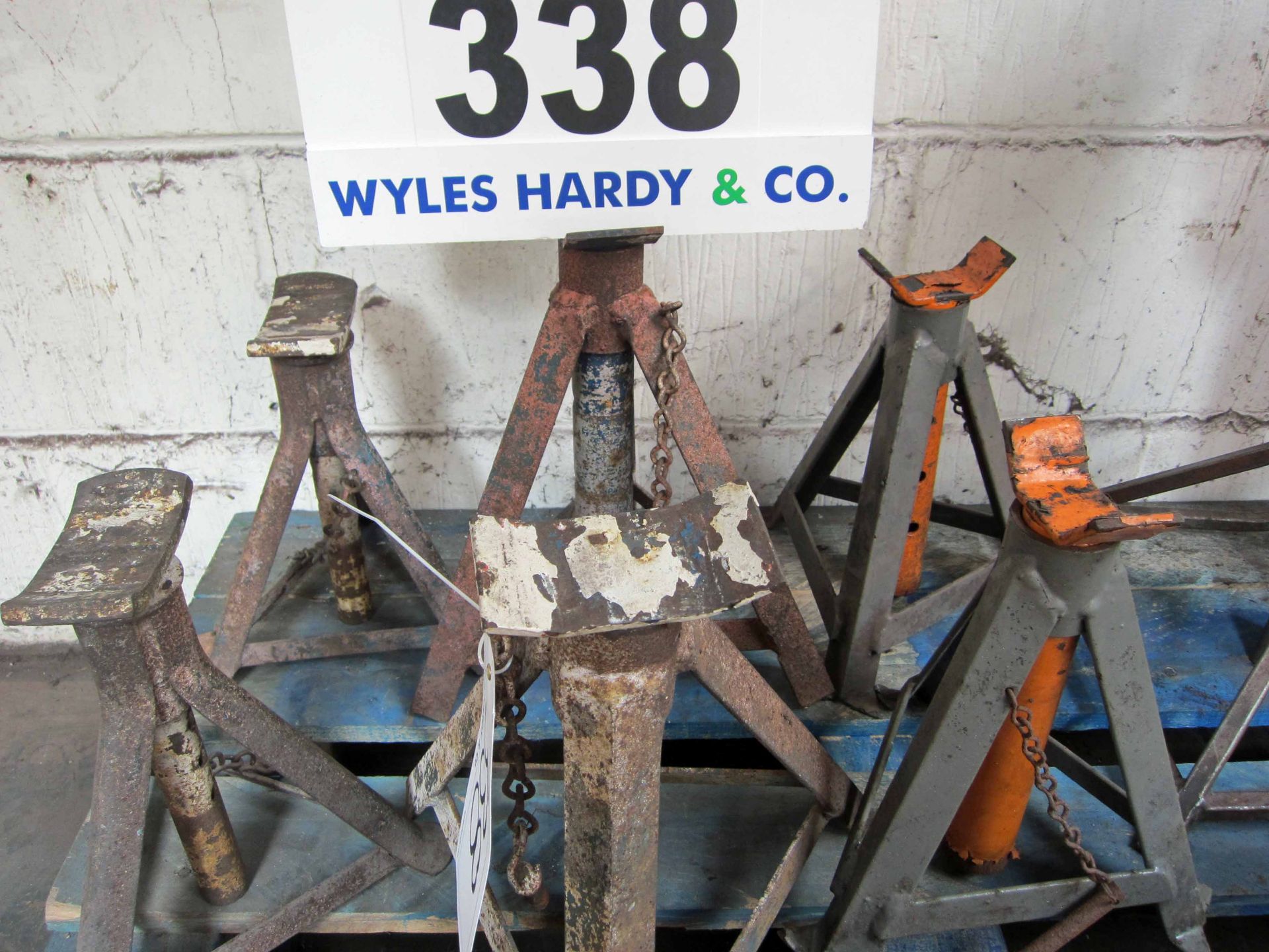 Three Pairs of Axle Stands and A Single Workpiece Prop - Image 2 of 2