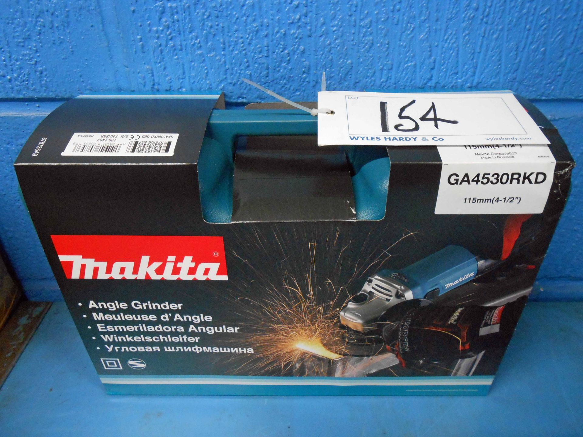 A MAKITA Model GA4530RKD 240v 115mm Angle Grinder in Blow Moulded Case (Unused)