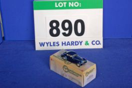 A LANSDOWNE MODELS 1:43 Scale Die Cast Model of A 1947 Bristol 400 Saloon in Blue (Boxed)