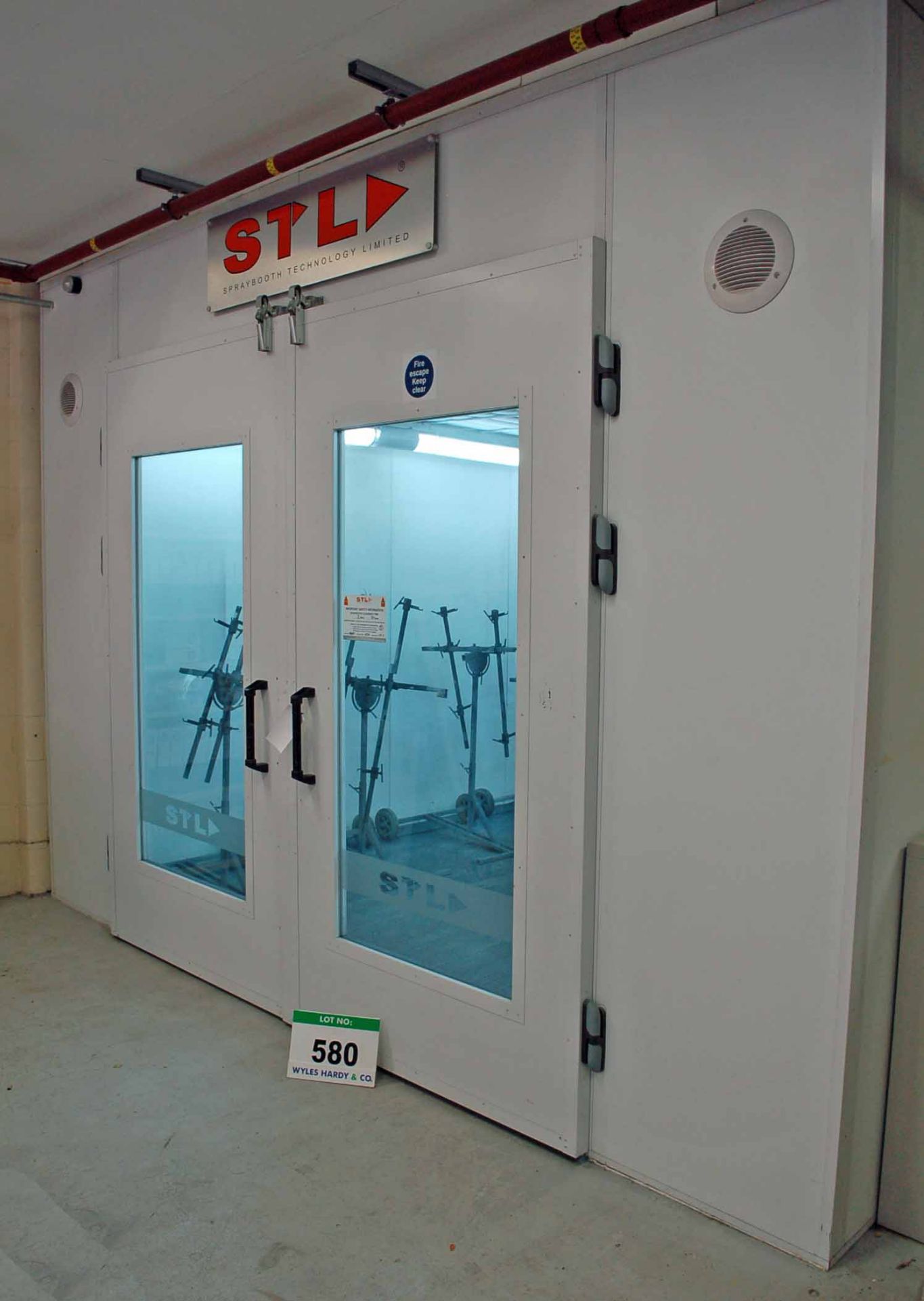 A SPRAYBOOTH TECHNOLOGY SERVICES 7M x 3.5M Approx. Gas Fired Free Standing, Sectional Paint Spray