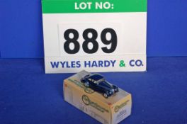 A LANSDOWNE MODELS 1:43 Scale Die Cast Model of A 1947 Bristol 400 Saloon in Blue (Boxed)