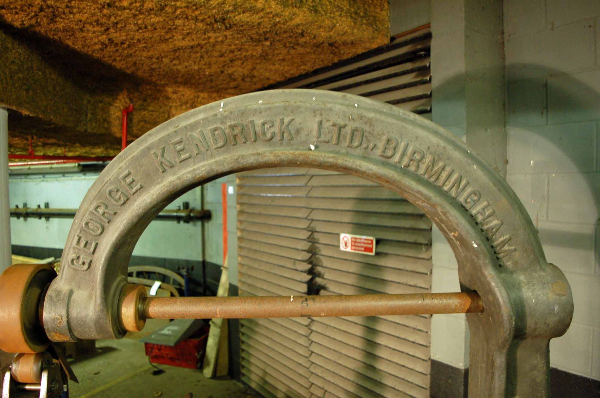 A GEORGE KENDRICK LTD. English Wheel complete with Five Various Wheels - Image 2 of 3