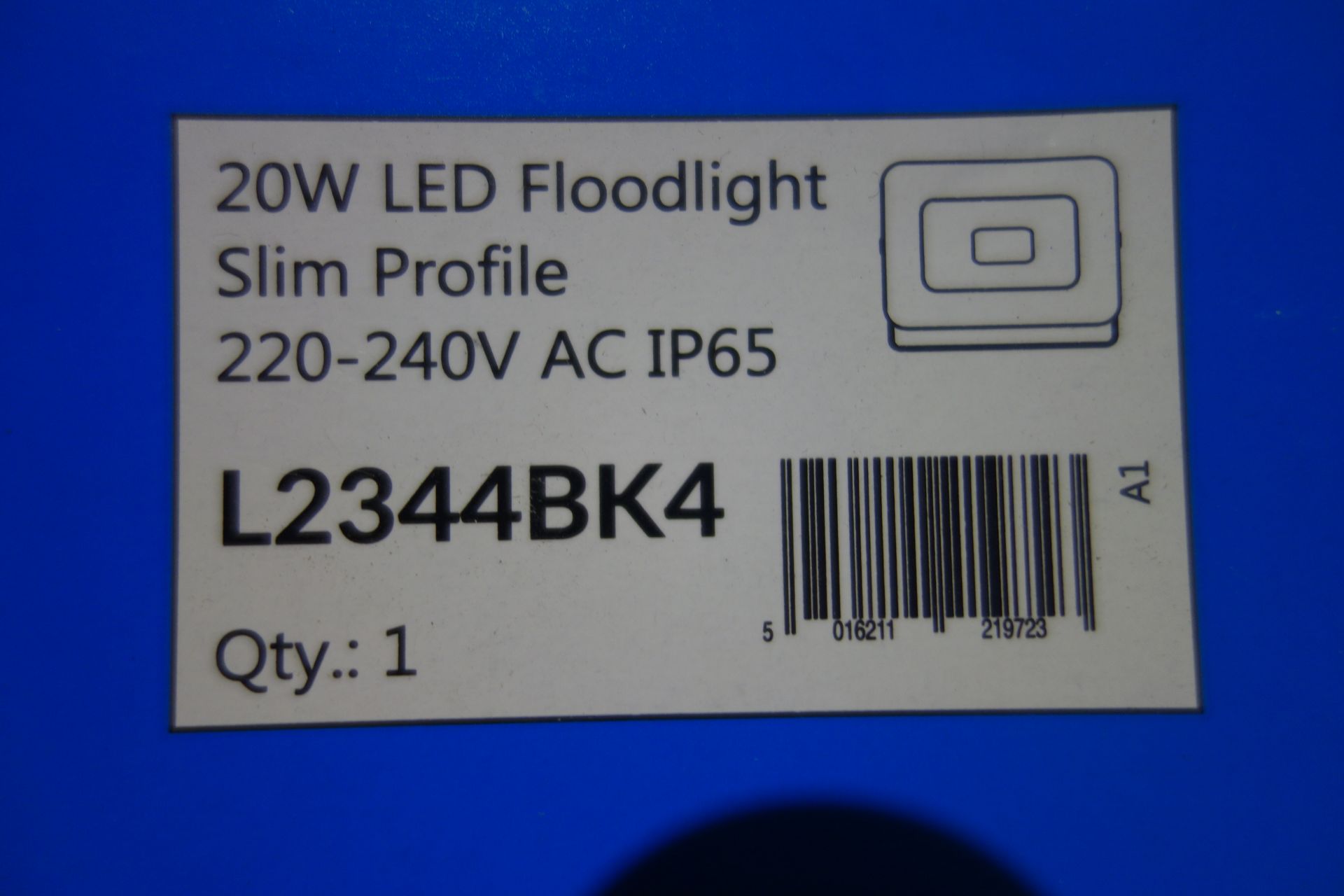 8 X Deta L2344BK-4 20W LED FloodLight Slim Profile IP65 Black