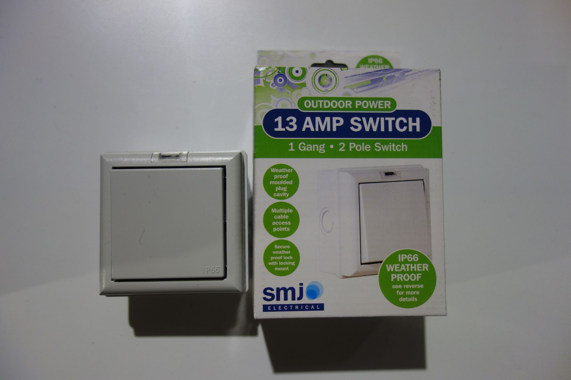 25 X SMJ E61G2P Outdoor 13AMP 1G 2P Switch IP66 Weather Proof