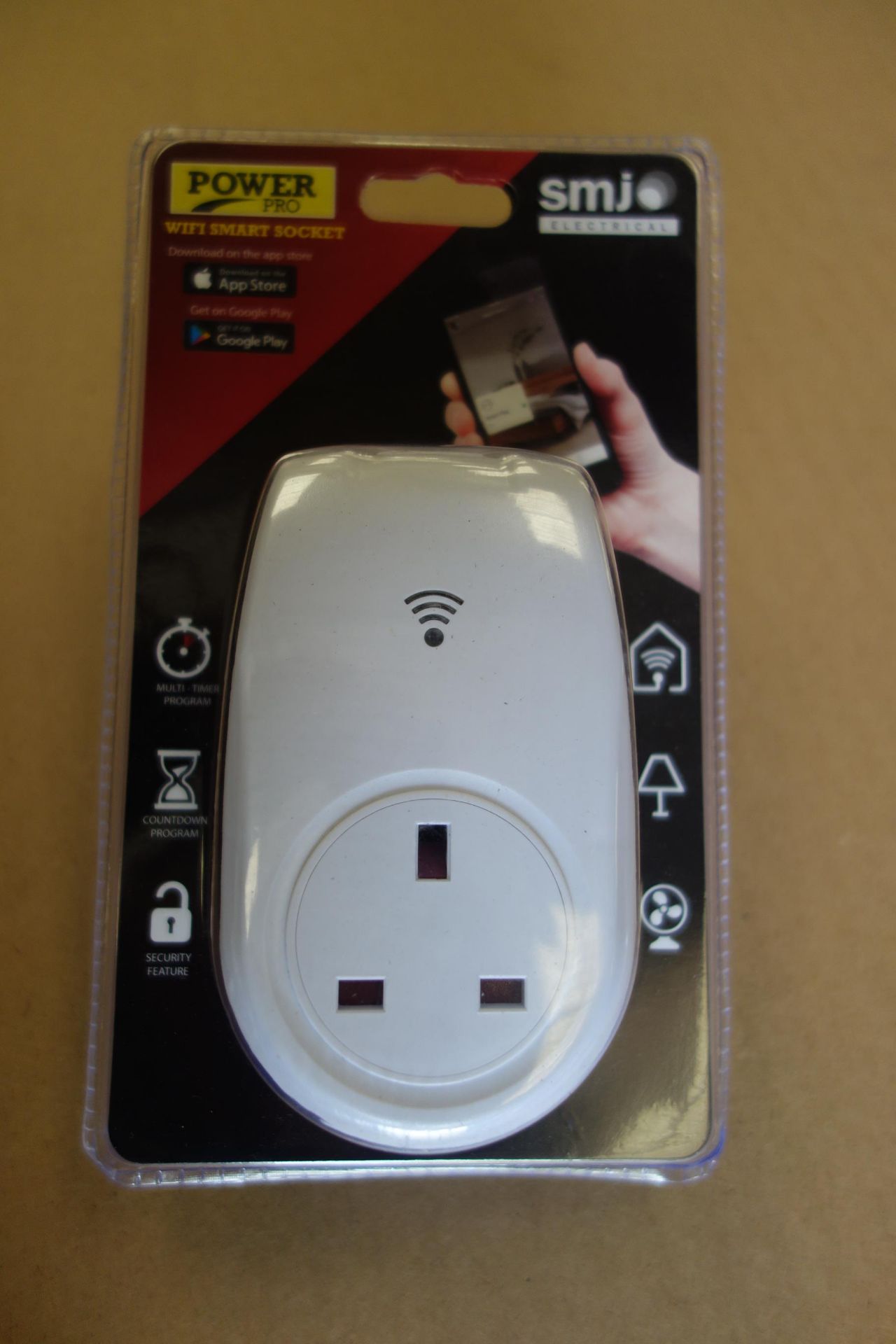 12 SMJ WIFISK-DISP WIFI Smart Socket Plug In + Play Download APP + Go Control Your Appliances