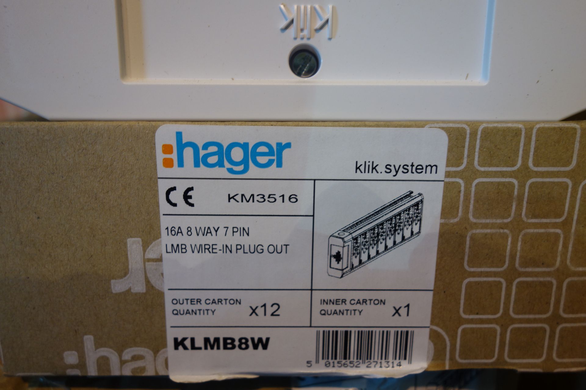 12 X Hager KLMB8W KLIK-System KM 3516 16A 8W 7P LMB Wire In Plug Out