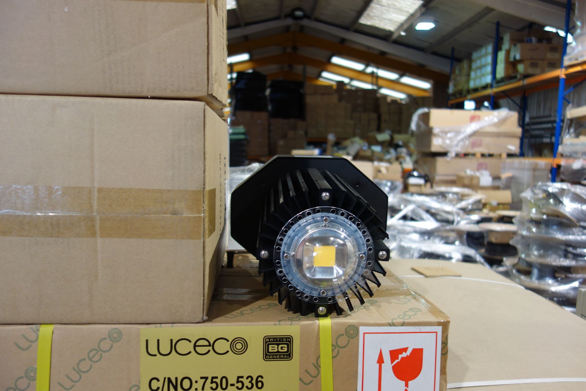 2 X Luceco LHB120W-01 LED Highbay 120W 4000K C/W Reflector