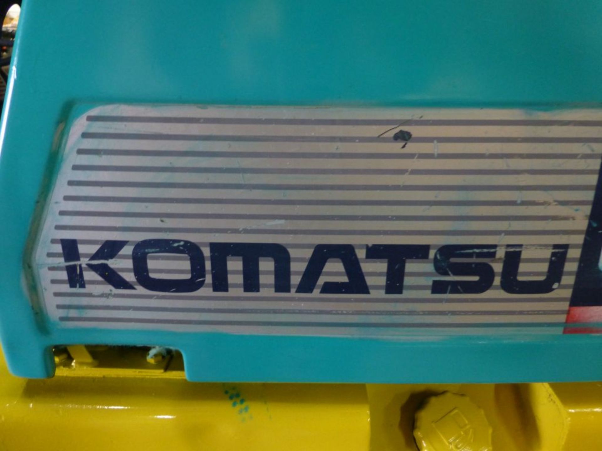 Komatsu Solid Tire Propane Forklift; Capacity: 8,830 lbs; Max Lift Height: 185":Model No. FG-45ST-6; - Image 8 of 19