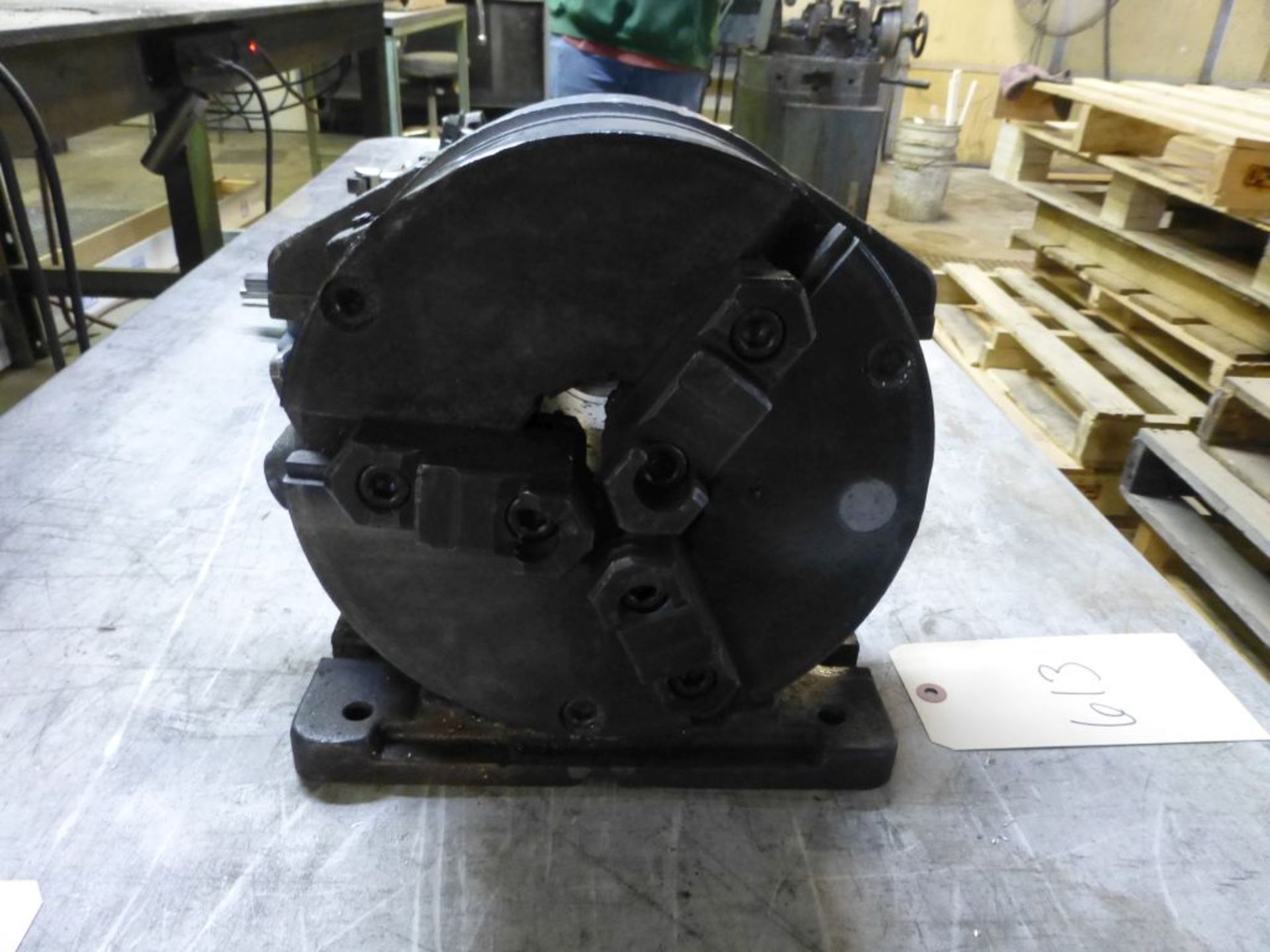 3-Jaw Dividing Head - Image 2 of 4