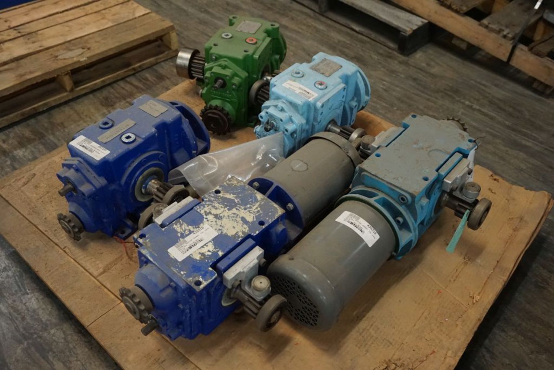 Lot of (5) Gearboxes|Lot Loading Fee: $5.00 - Image 3 of 22