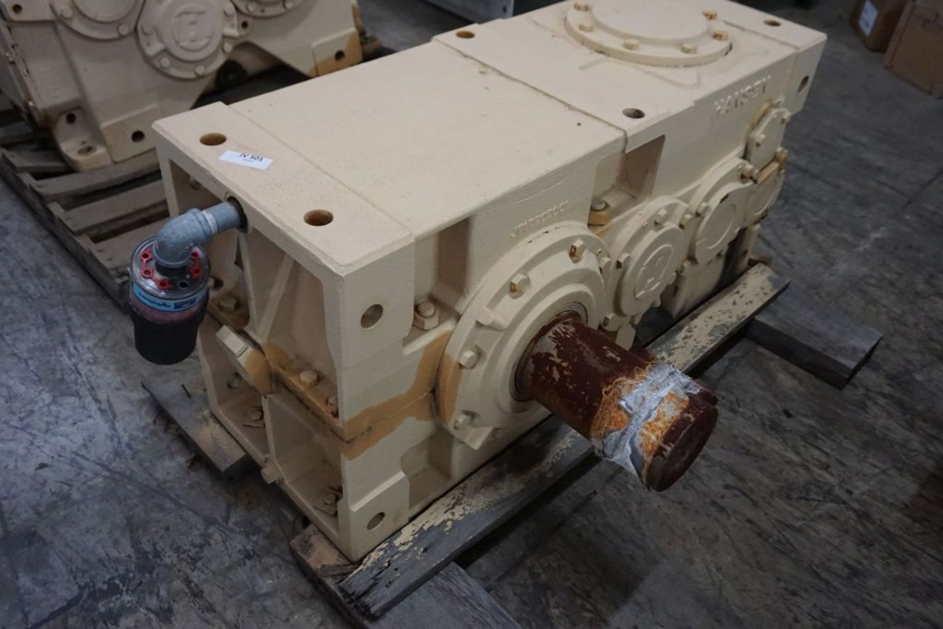 Hansen Gearbox|Type: RDF41-AN; SF: 2.3; 62 HP; Ratio: 160; RPM: 1760/10.9|Lot Loading Fee: $5.00 - Image 5 of 8