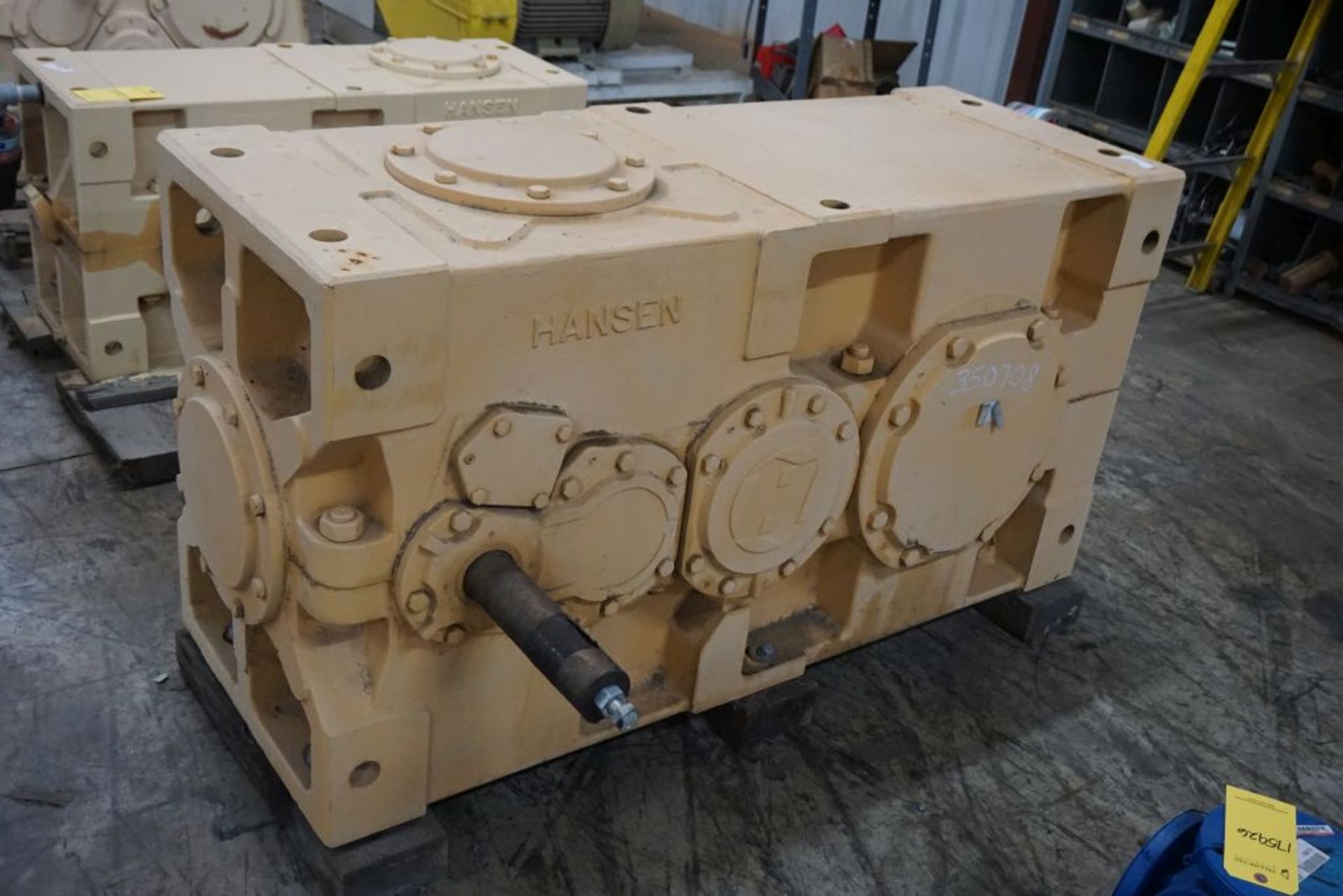 Hansen Gearbox|Type: RDH31-AN; SF: 2.2; 670 HP; Ratio: 26.18; RPM: 1780/67.2|Lot Loading Fee: $5.00