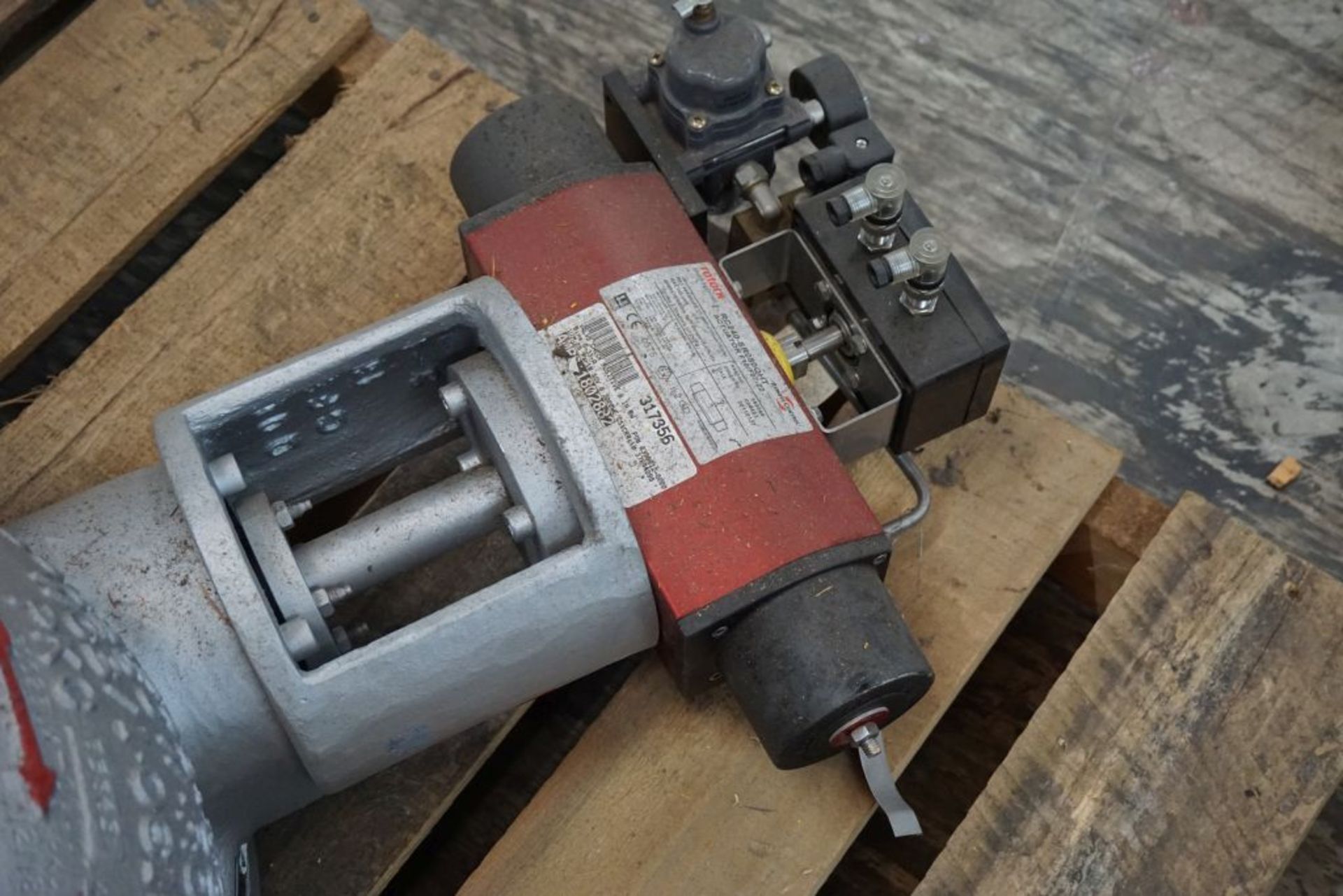 8" Check Valve w/Actuator|Lot Loading Fee: $5.00 - Image 3 of 8