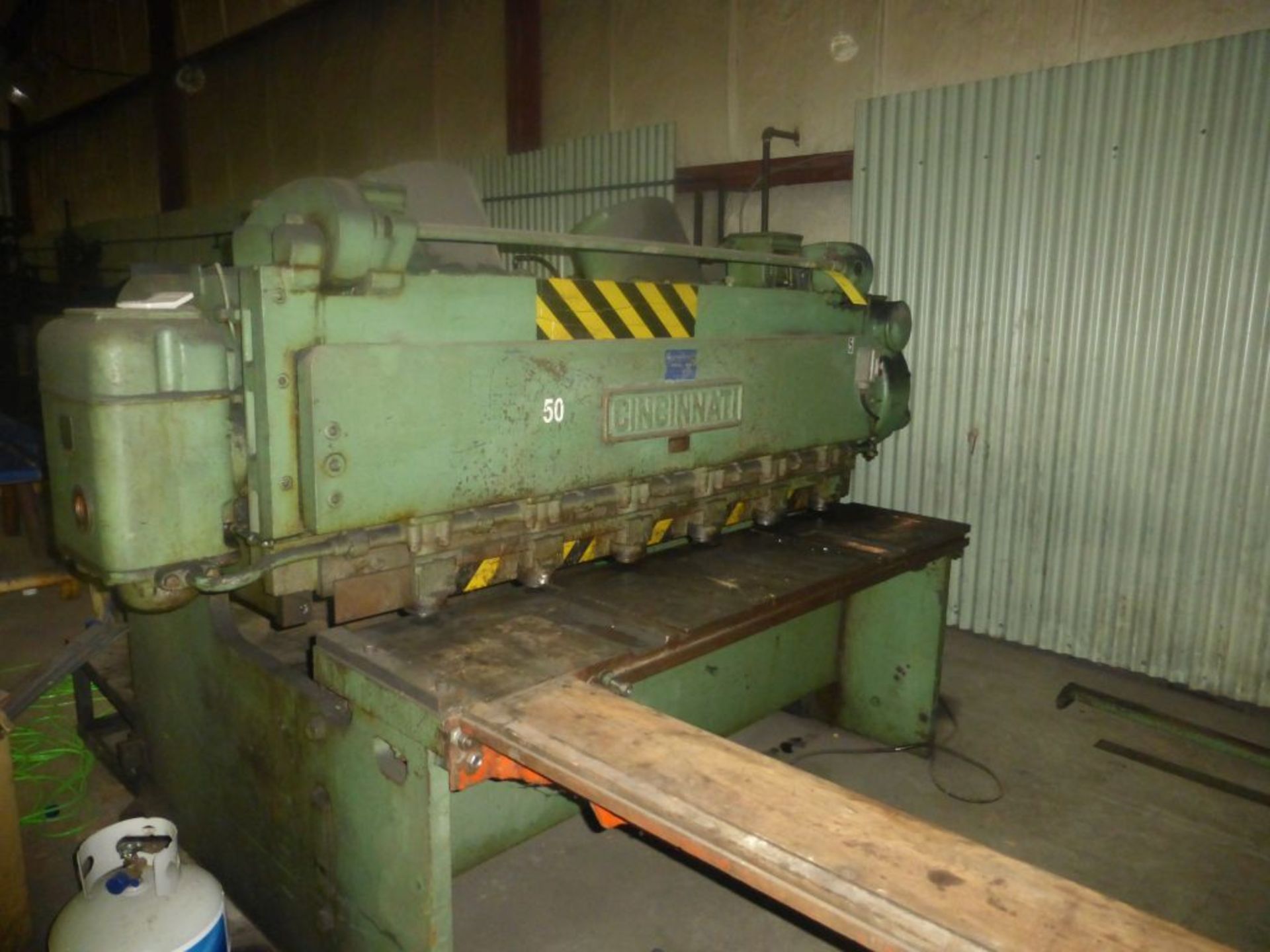 Cincinnati Mechanical Shear|Model: 14; 72"; Rear Operated Back Gauge - Image 2 of 7