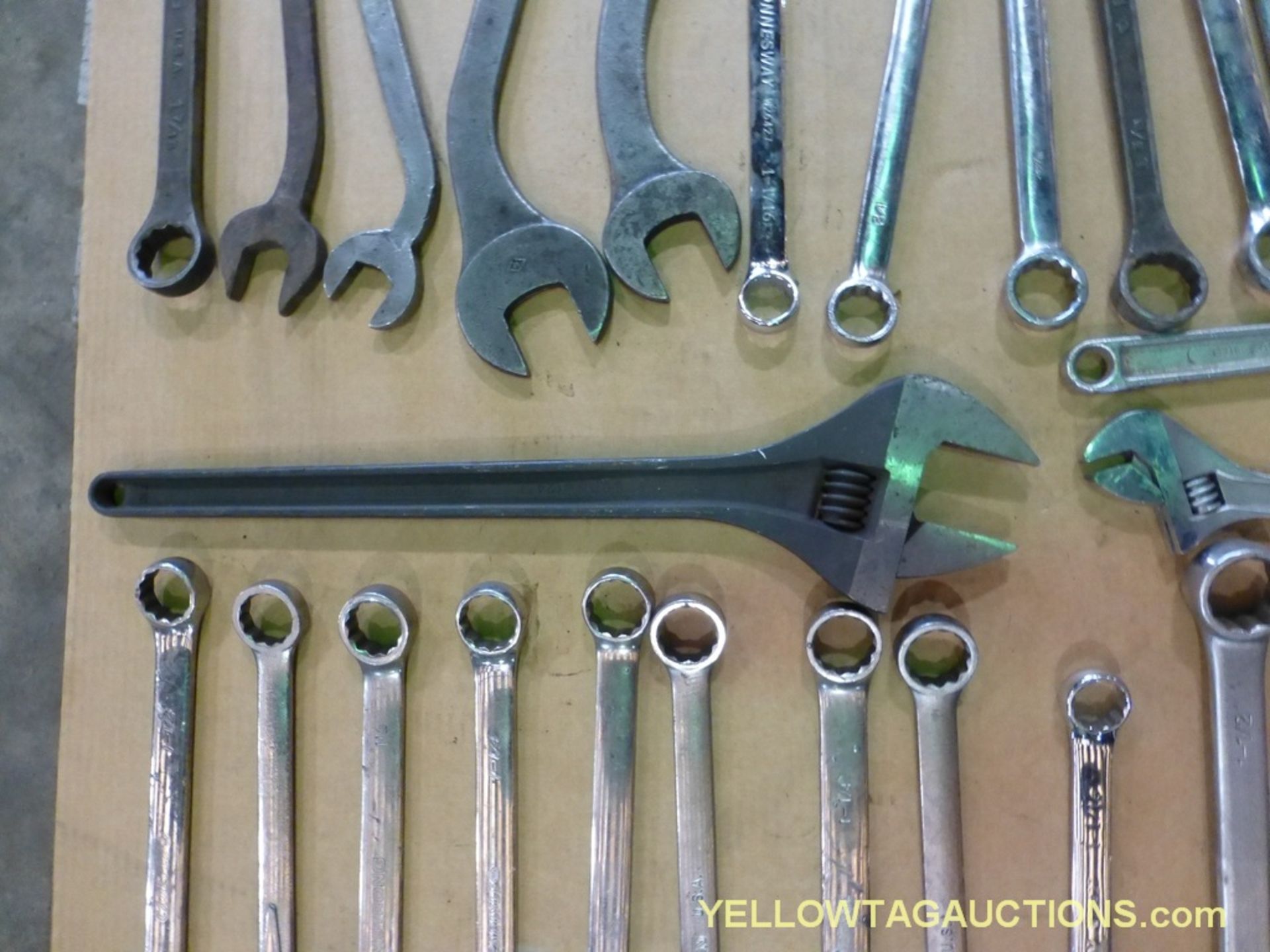 Lot of Assorted Wrenches - Image 5 of 10